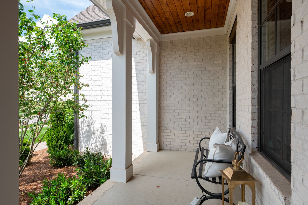 4605 Majestic Meadows Dr