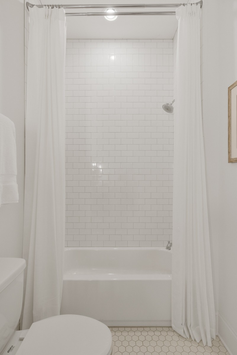 4605 Majestic Meadows Dr