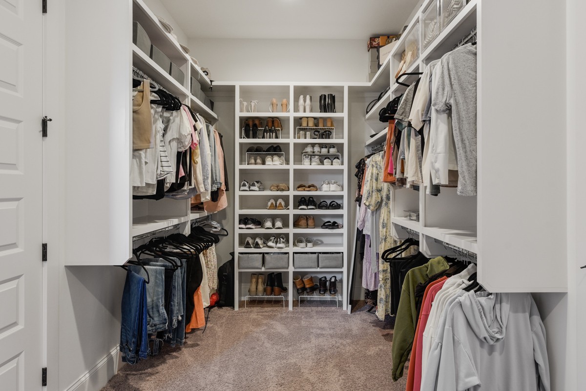 4605 Majestic Meadows Dr