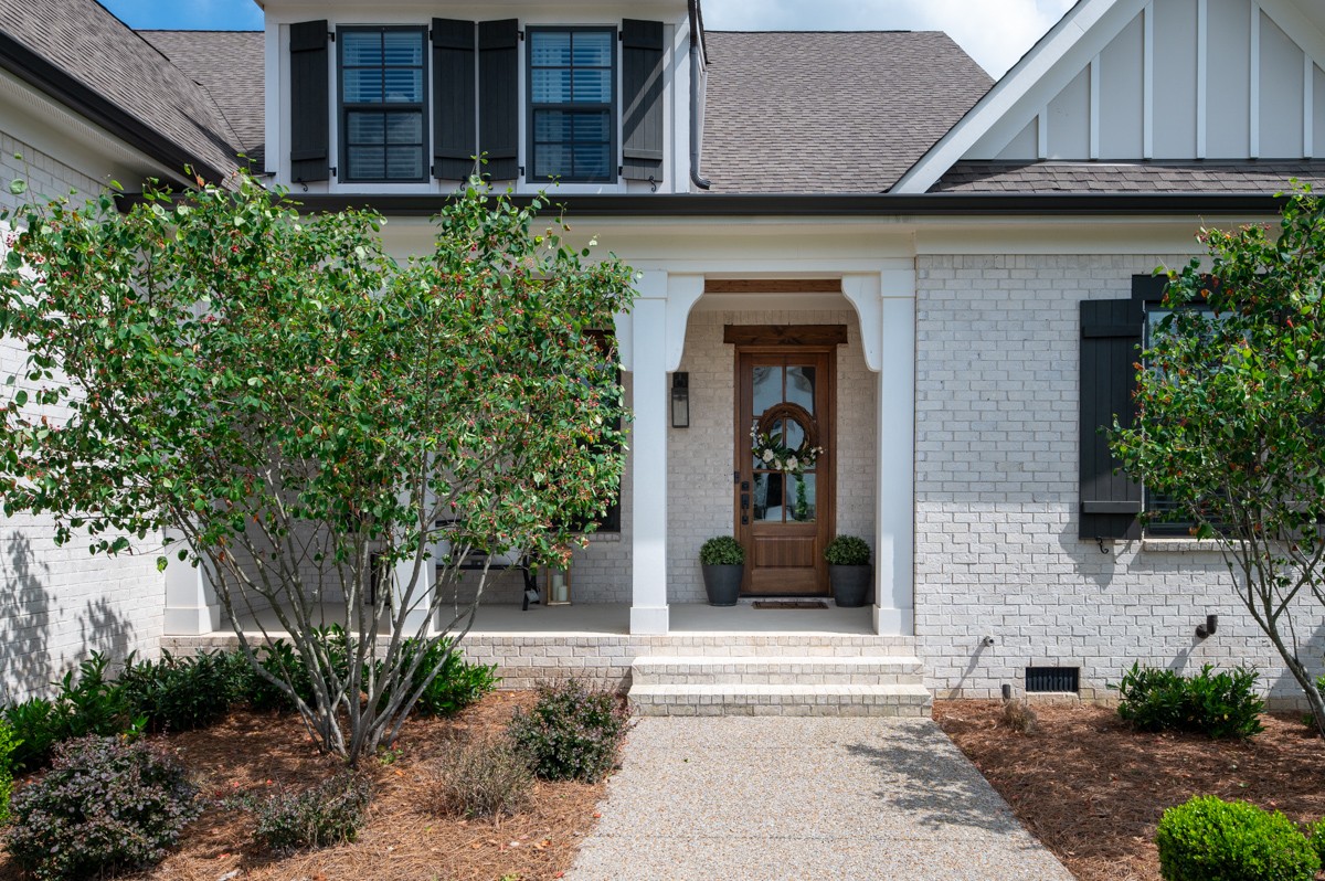 4605 Majestic Meadows Dr