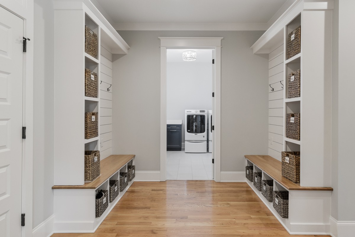 4605 Majestic Meadows Dr