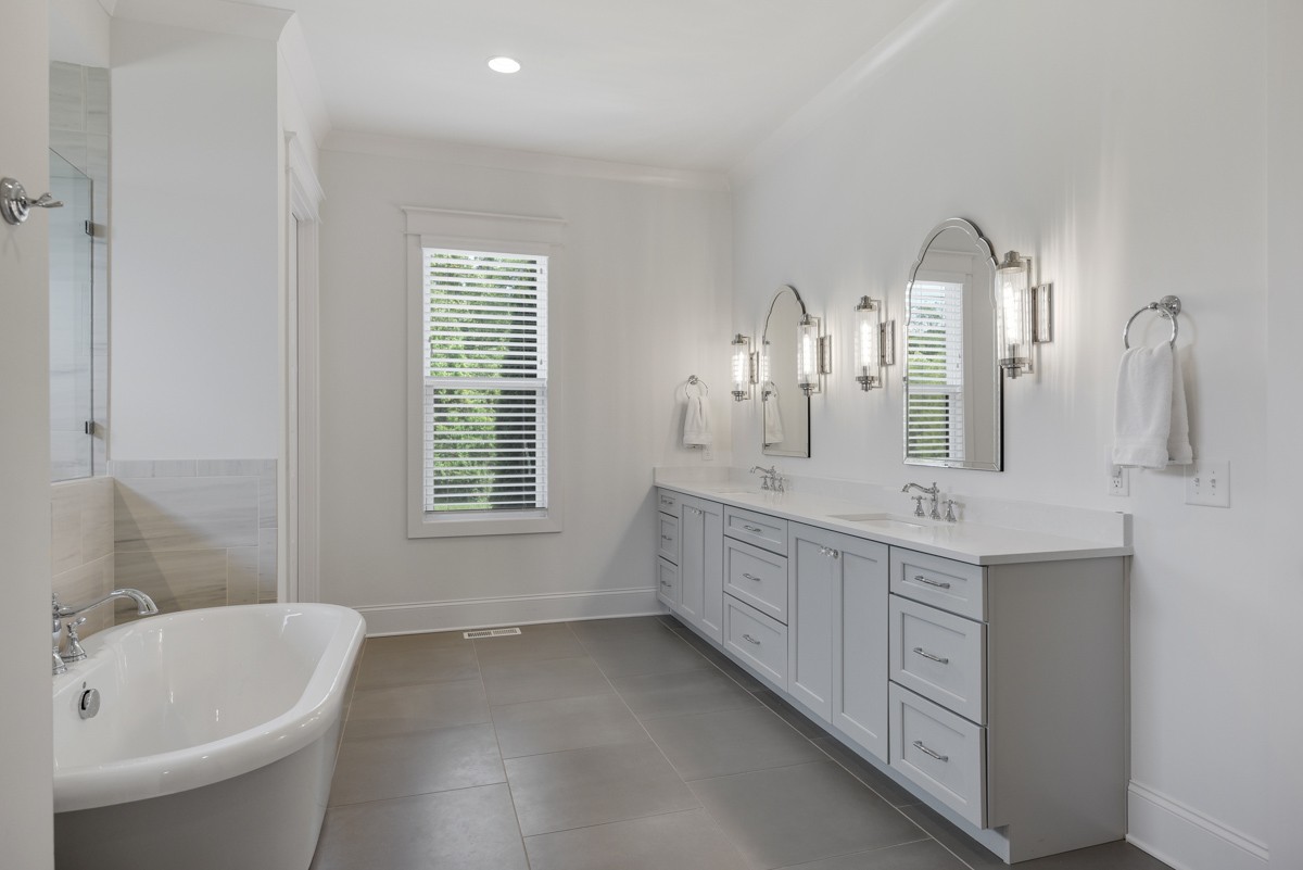 4605 Majestic Meadows Dr