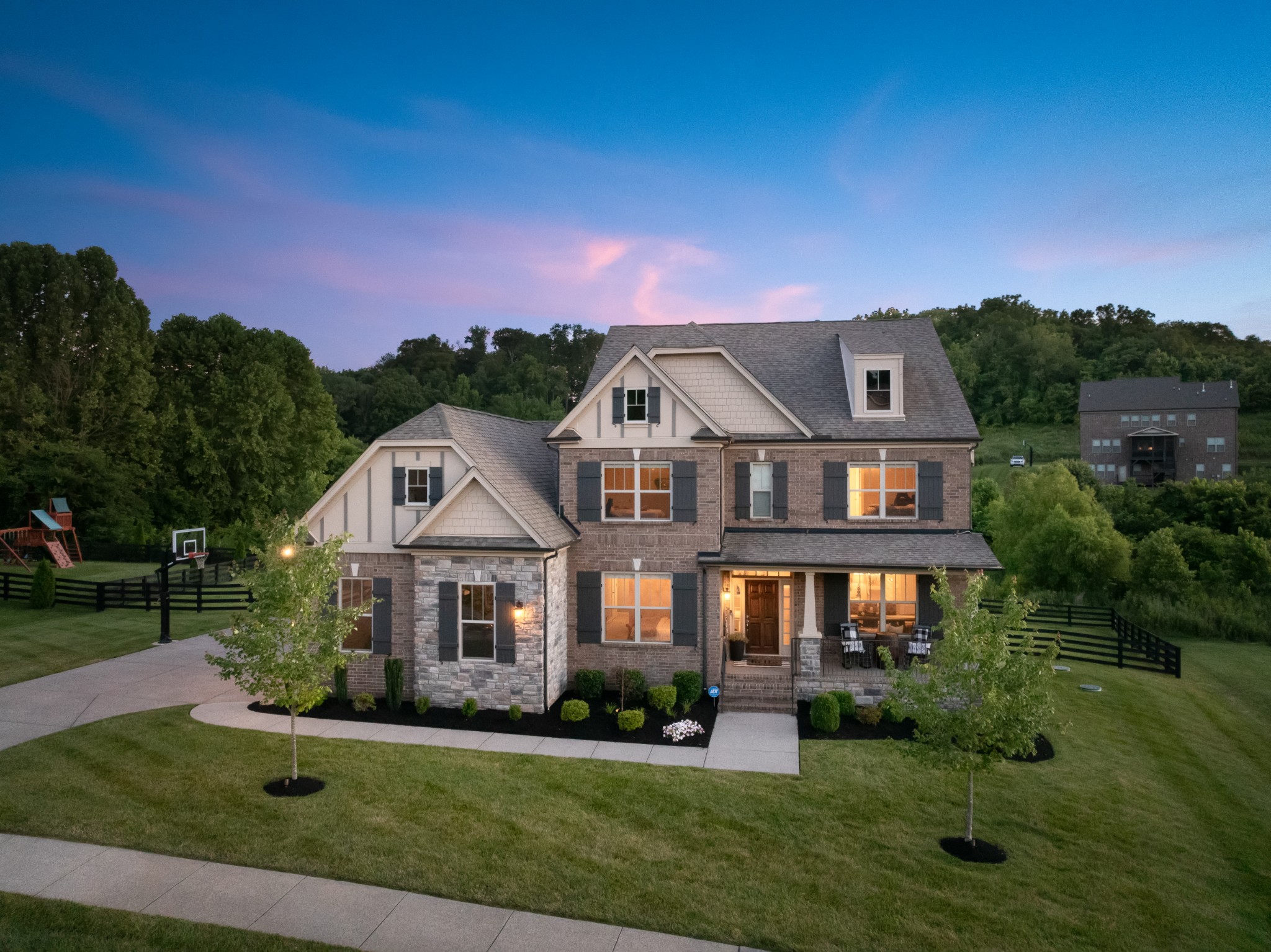 6809 Flower Hill Dr
