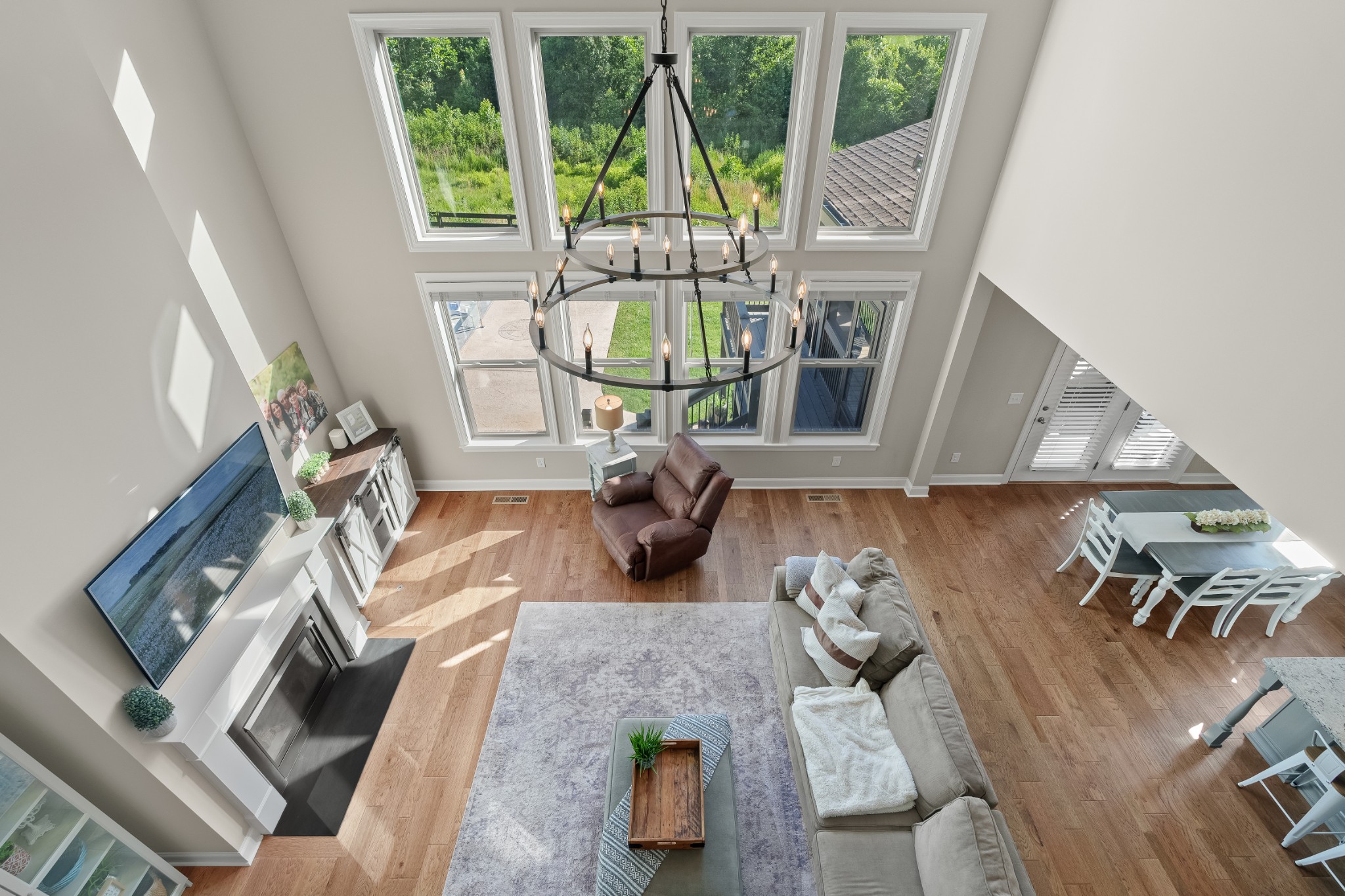 6809 Flower Hill Dr
