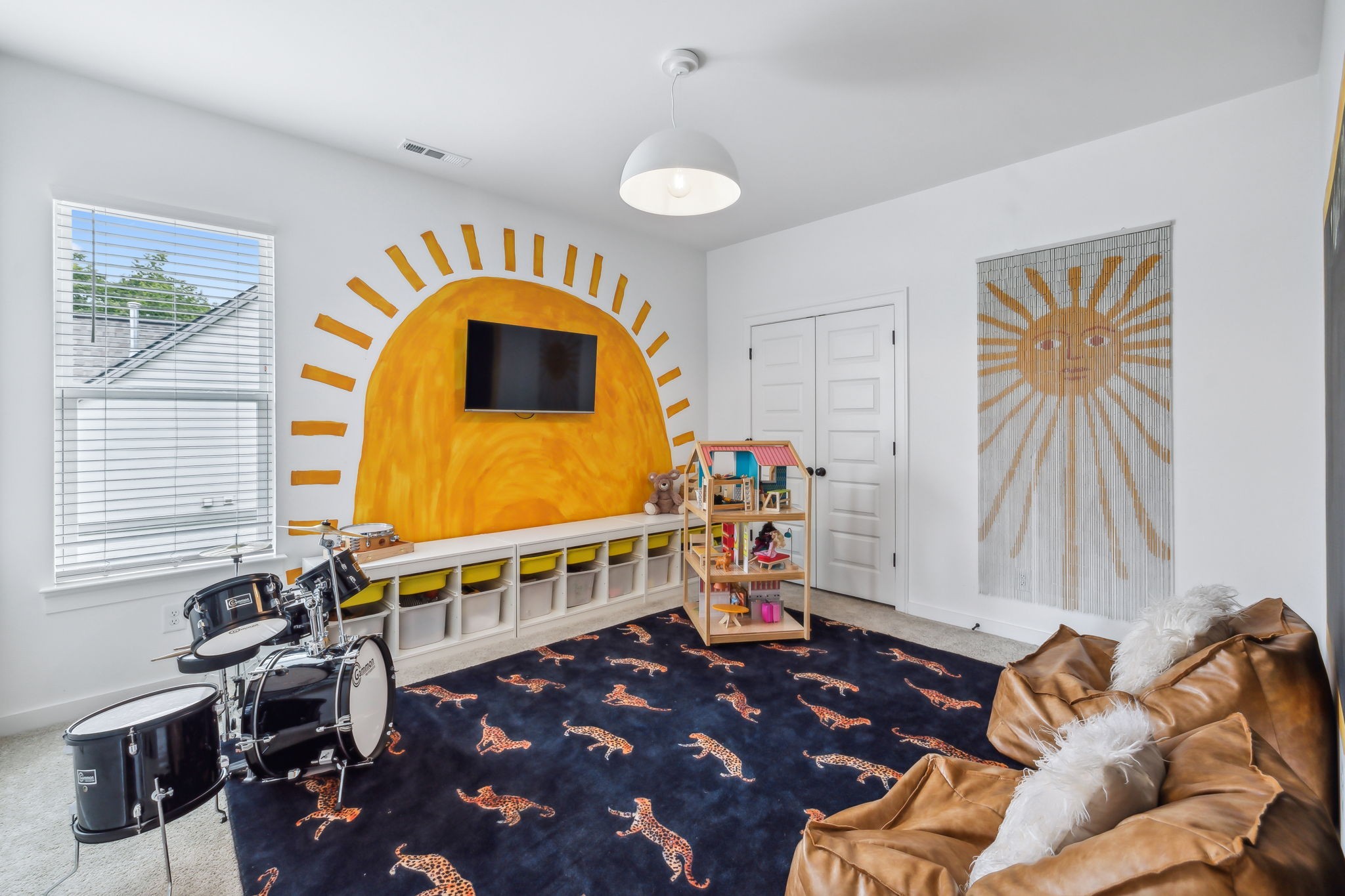 7553 Delancey Dr
