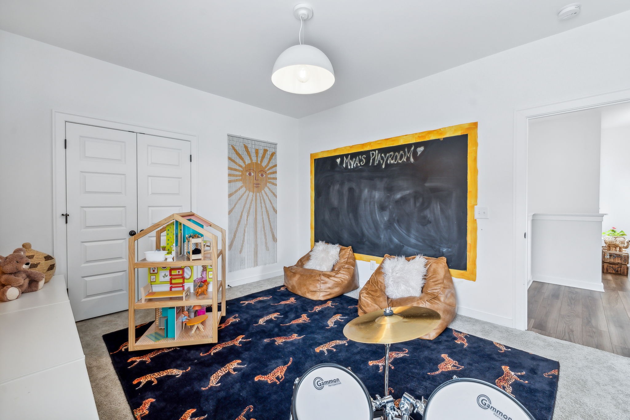 7553 Delancey Dr