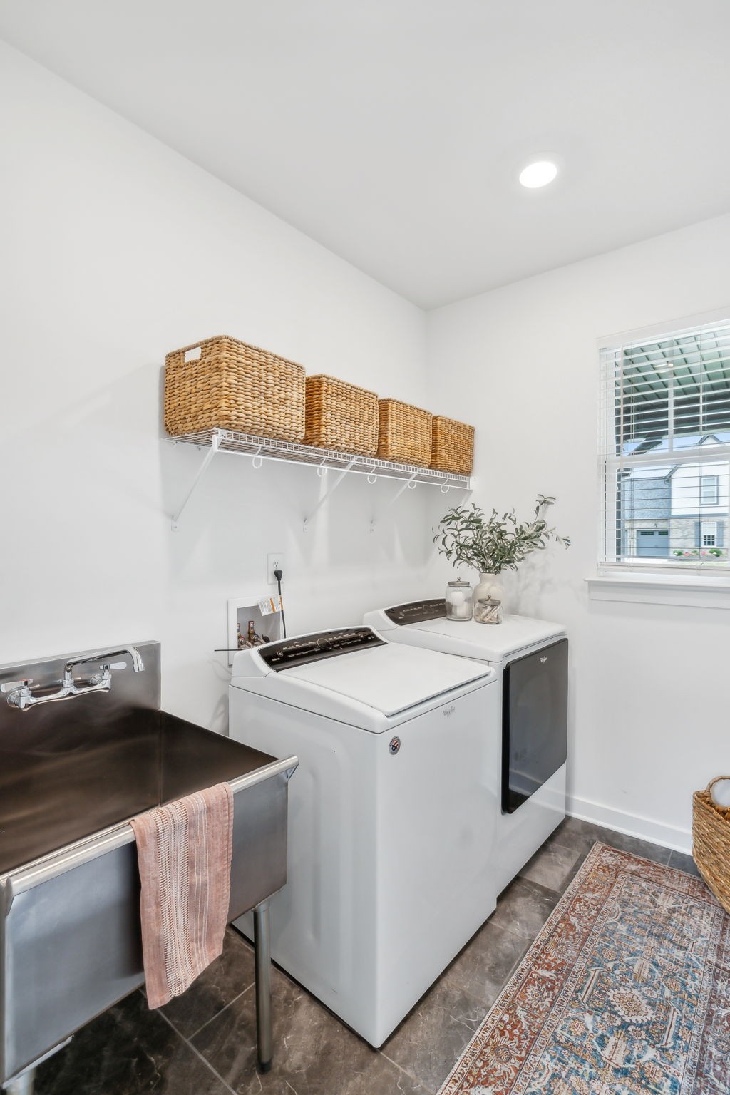 7553 Delancey Dr