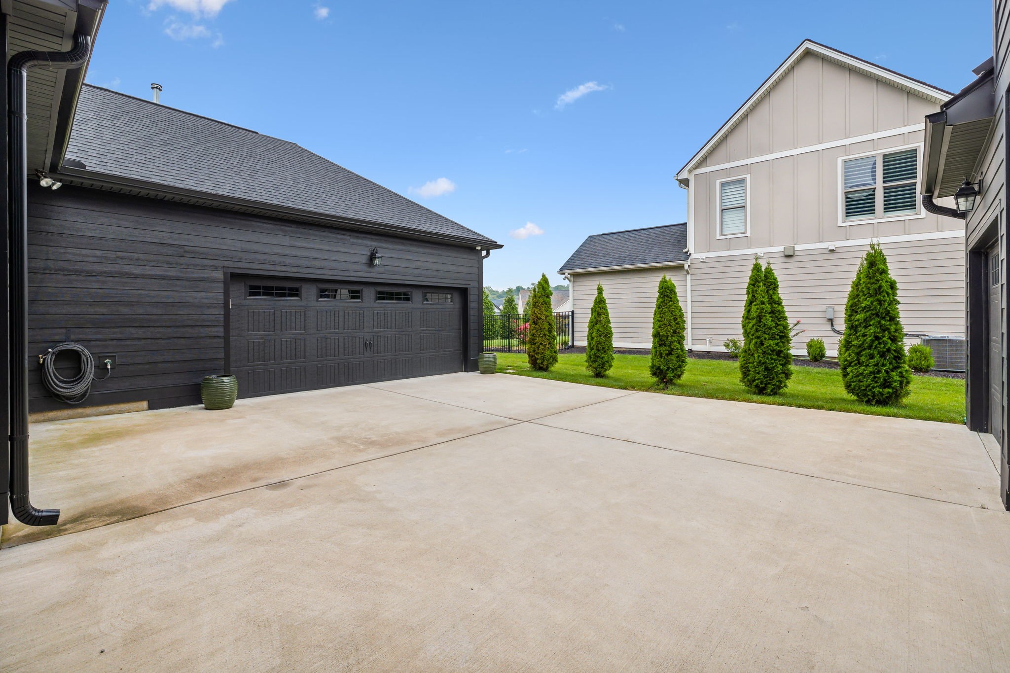 7553 Delancey Dr