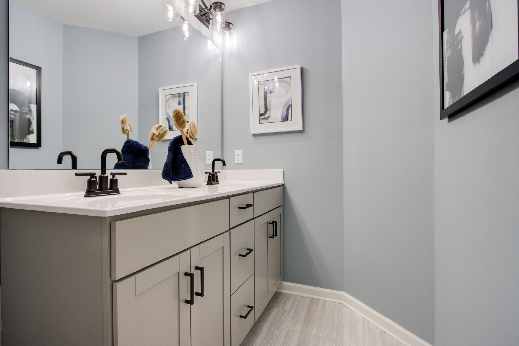 1314 Harmony Hill Lane