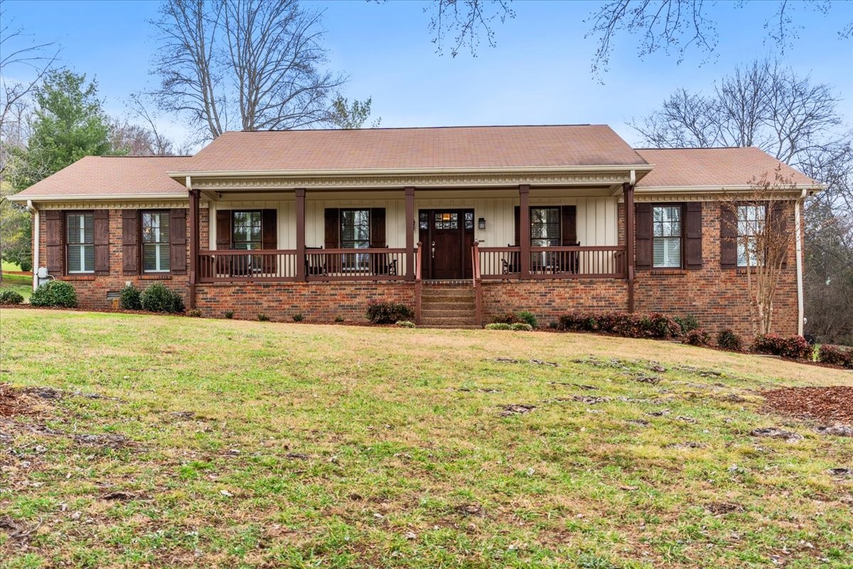 107 Century Oak Dr