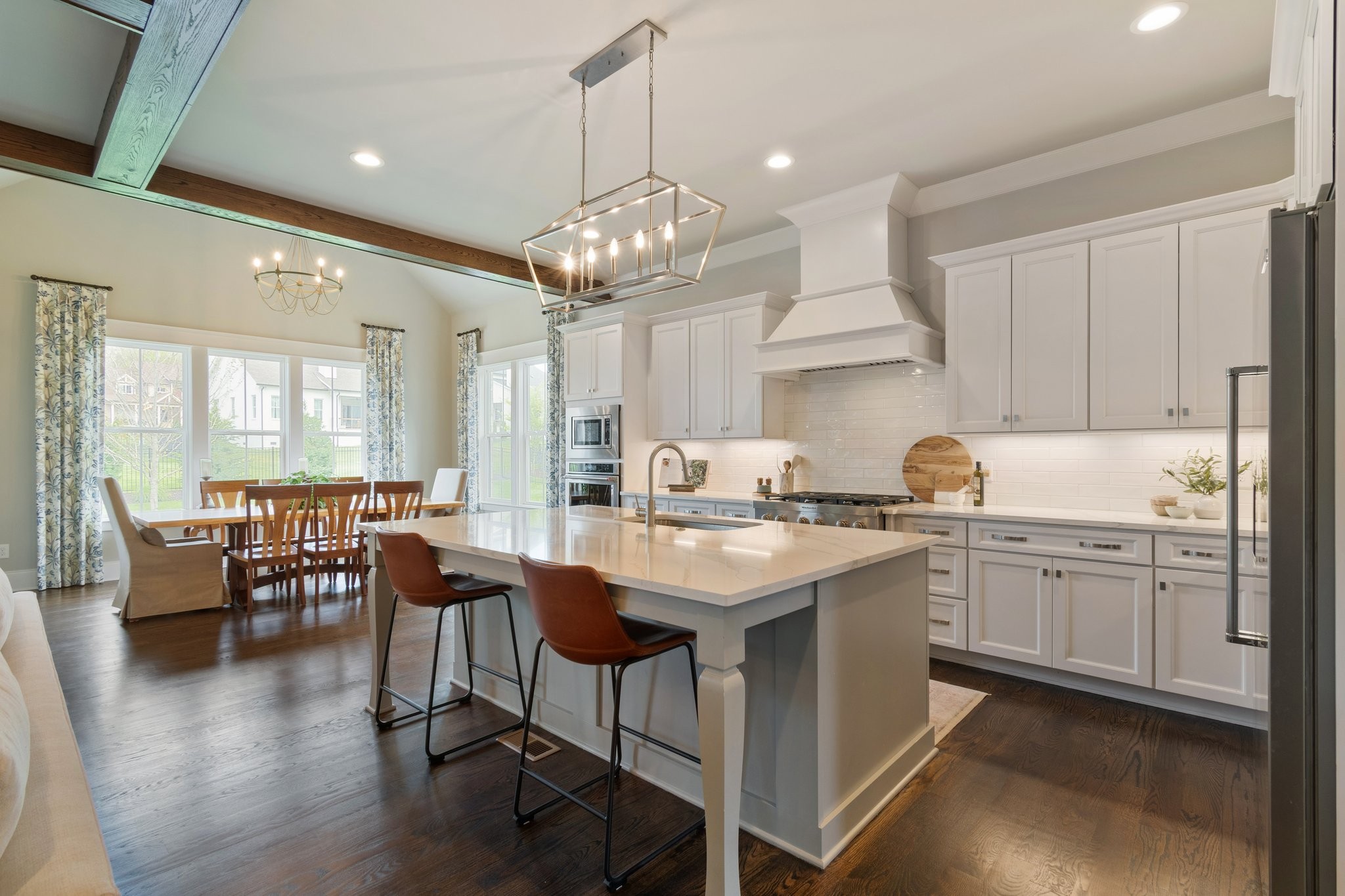 4586 Majestic Meadows Dr