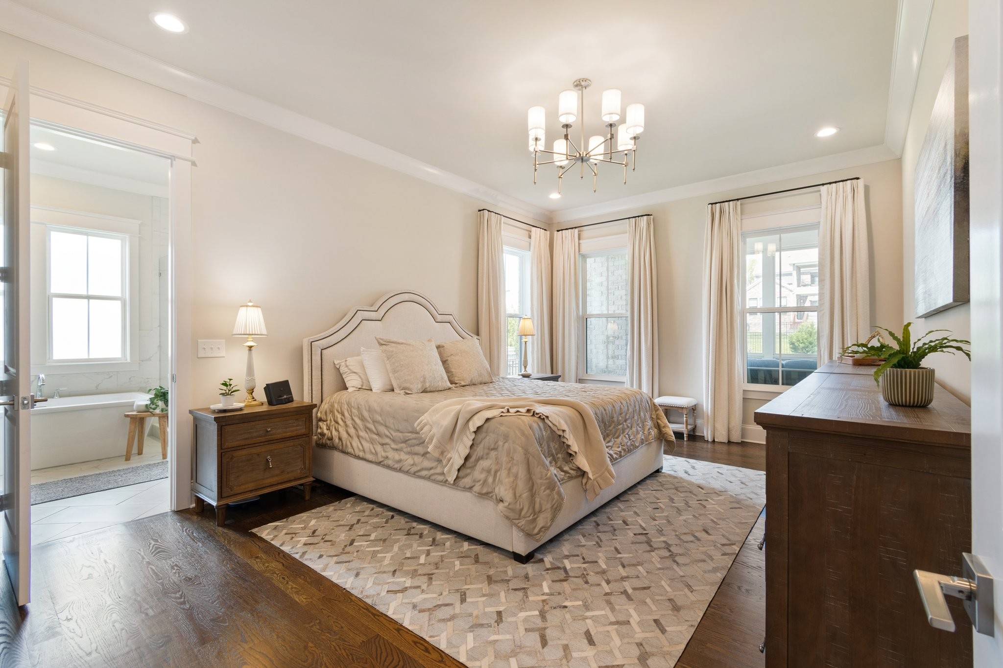 4586 Majestic Meadows Dr