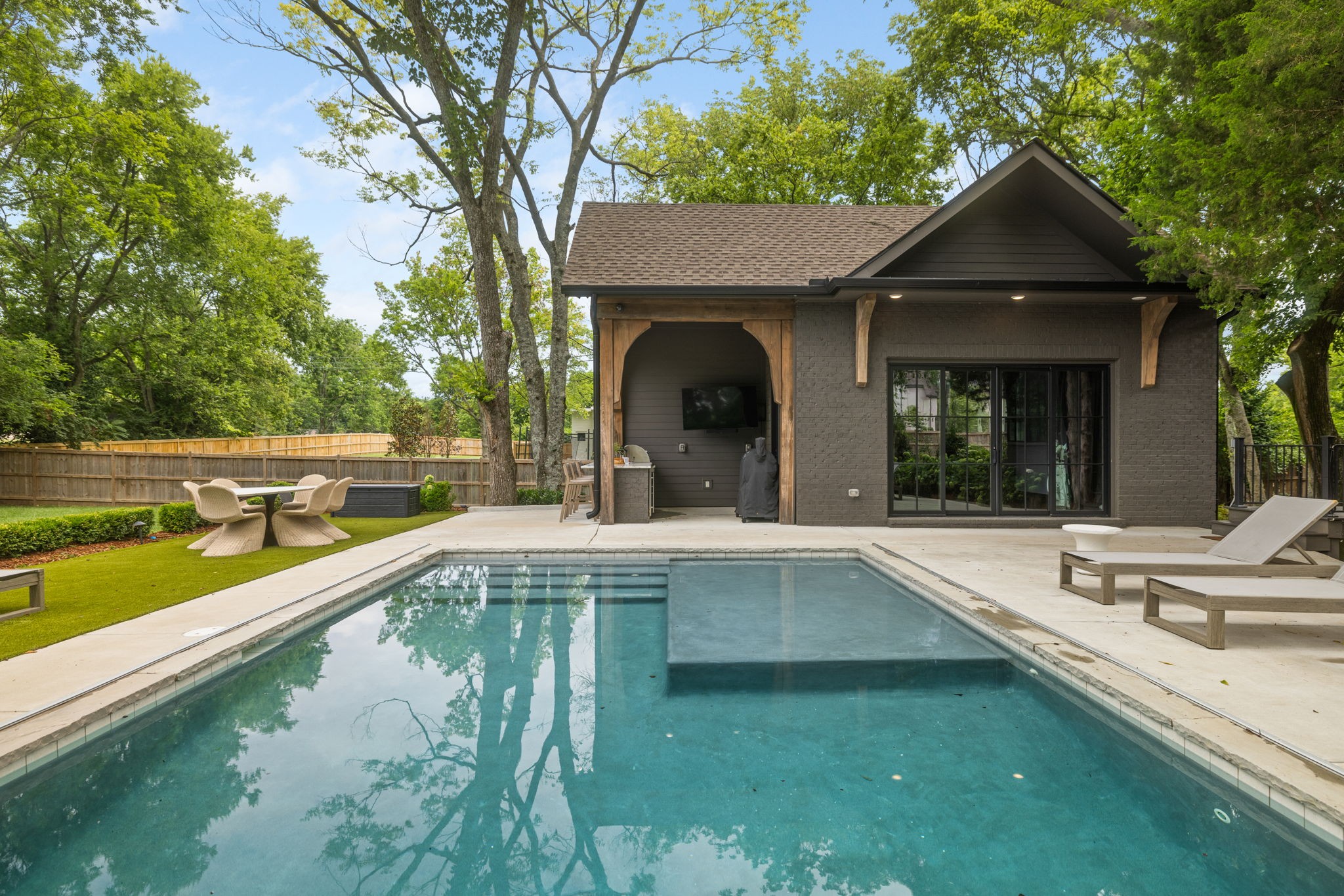 4809 Granny White Pike
