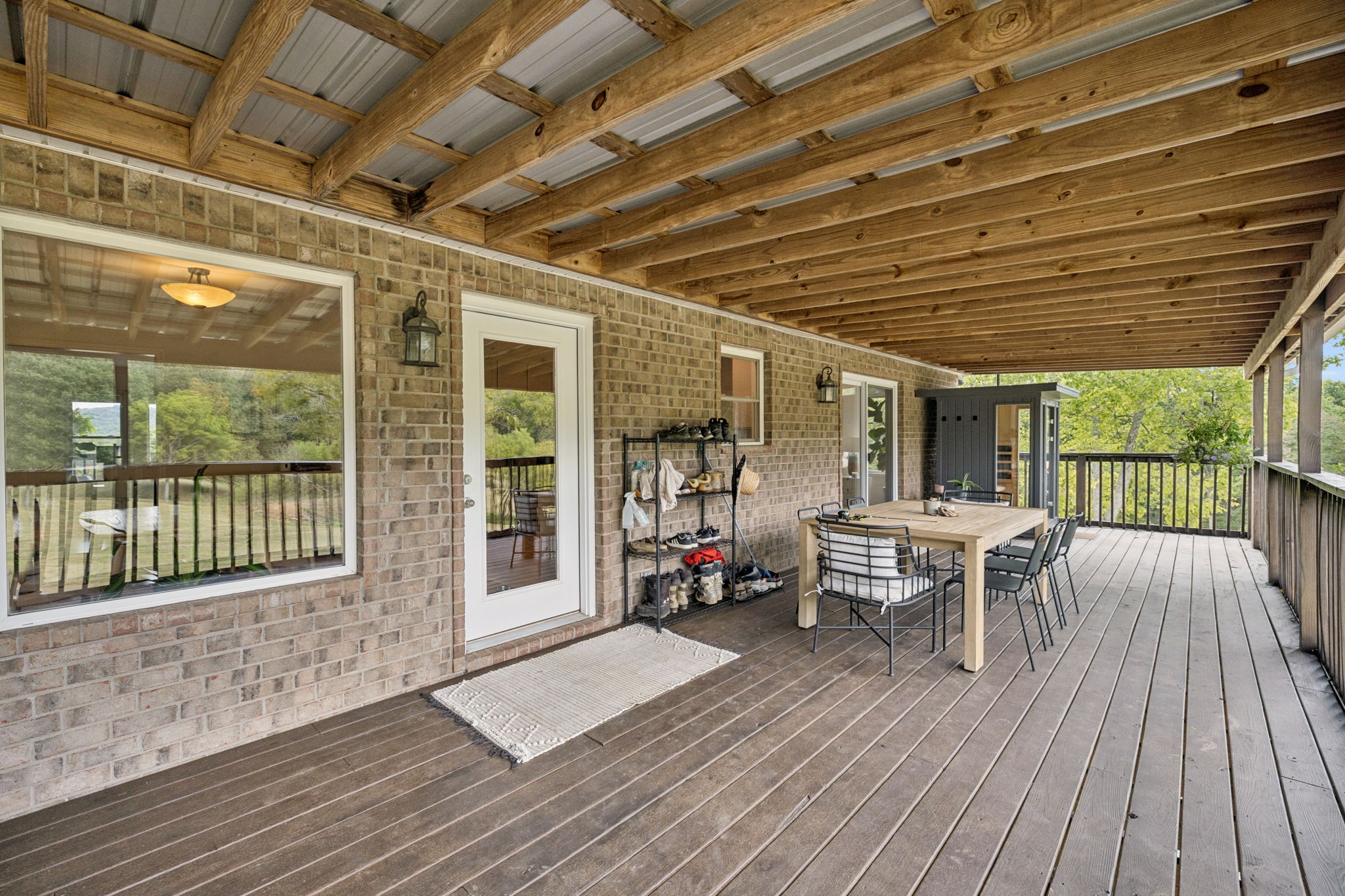 6938 Arno Allisona Rd