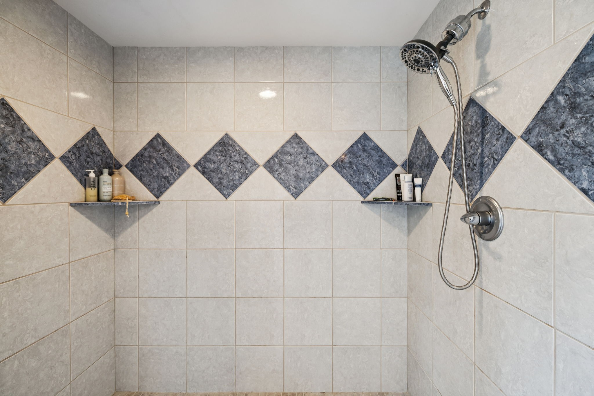 6938 Arno Allisona Rd