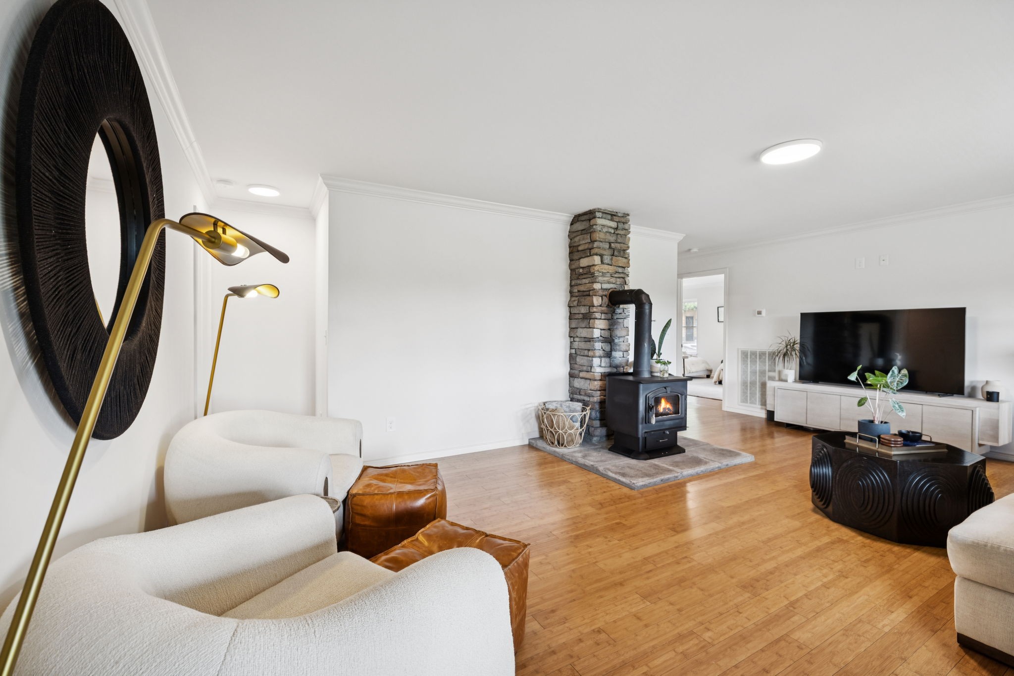 6938 Arno Allisona Rd