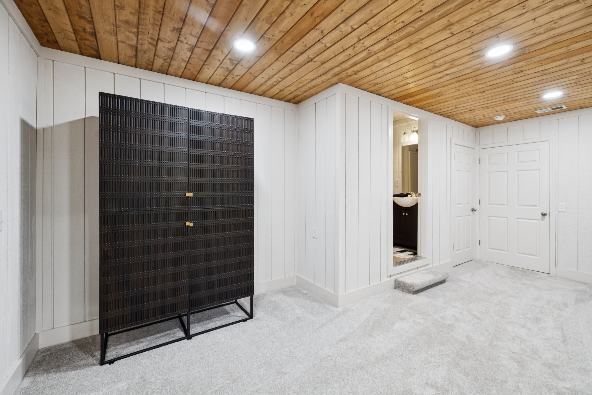 6938 Arno Allisona Rd