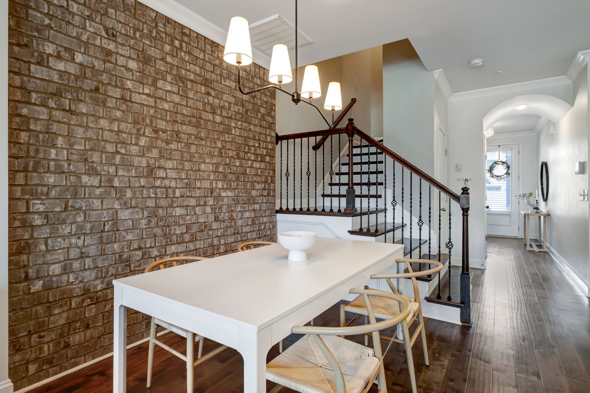 1440 Channing Dr