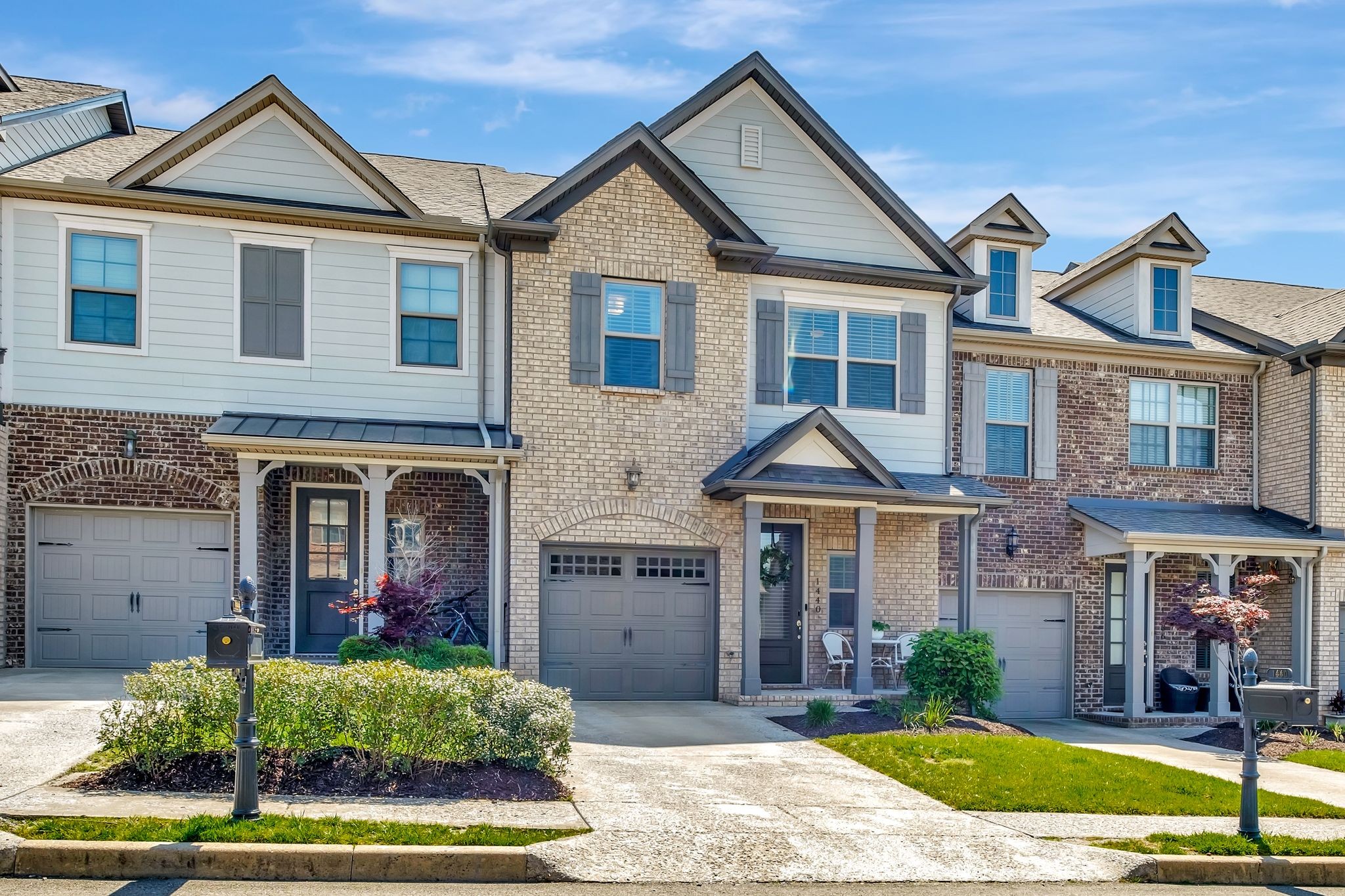 1440 Channing Dr