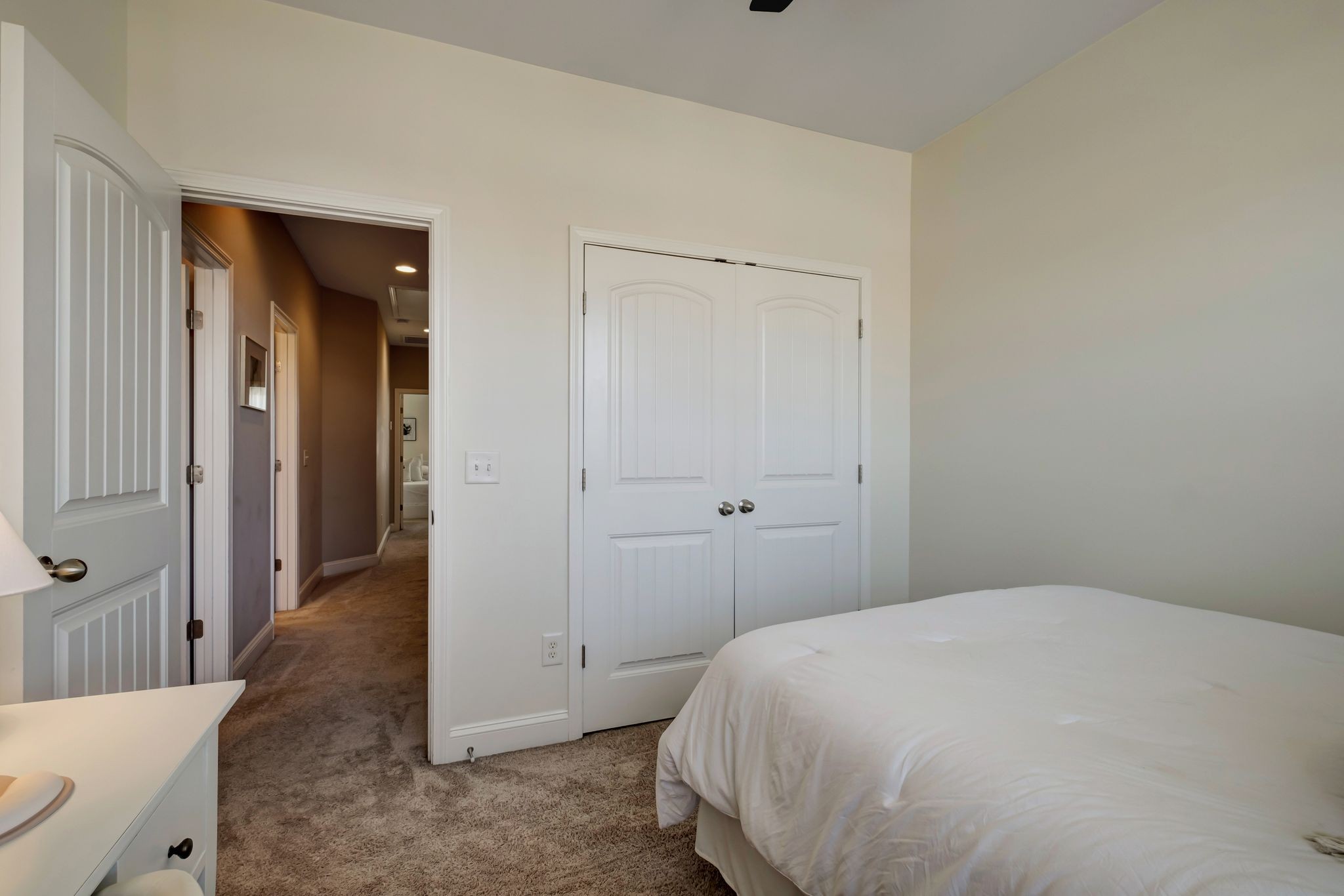 1440 Channing Dr
