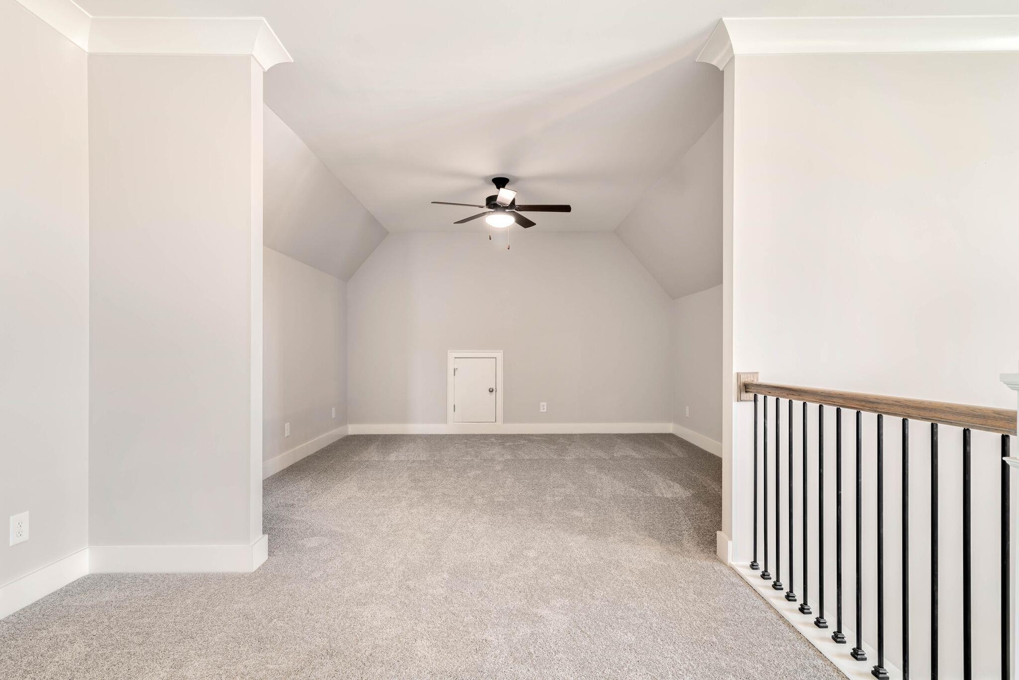 6556 Windmill Dr
