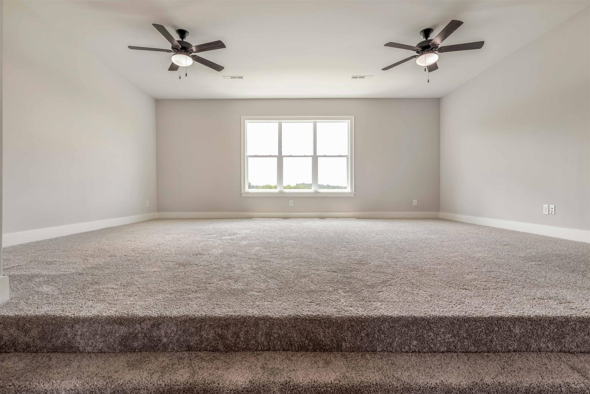 6556 Windmill Dr