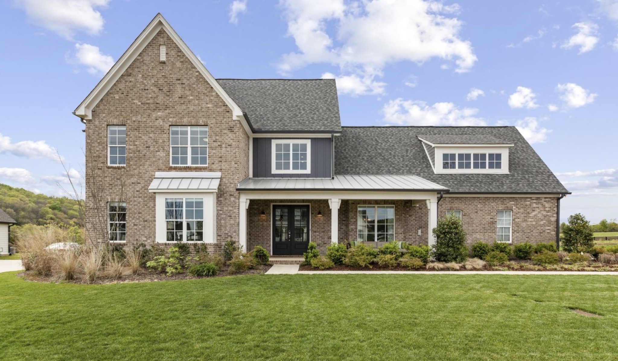 6556 Windmill Dr