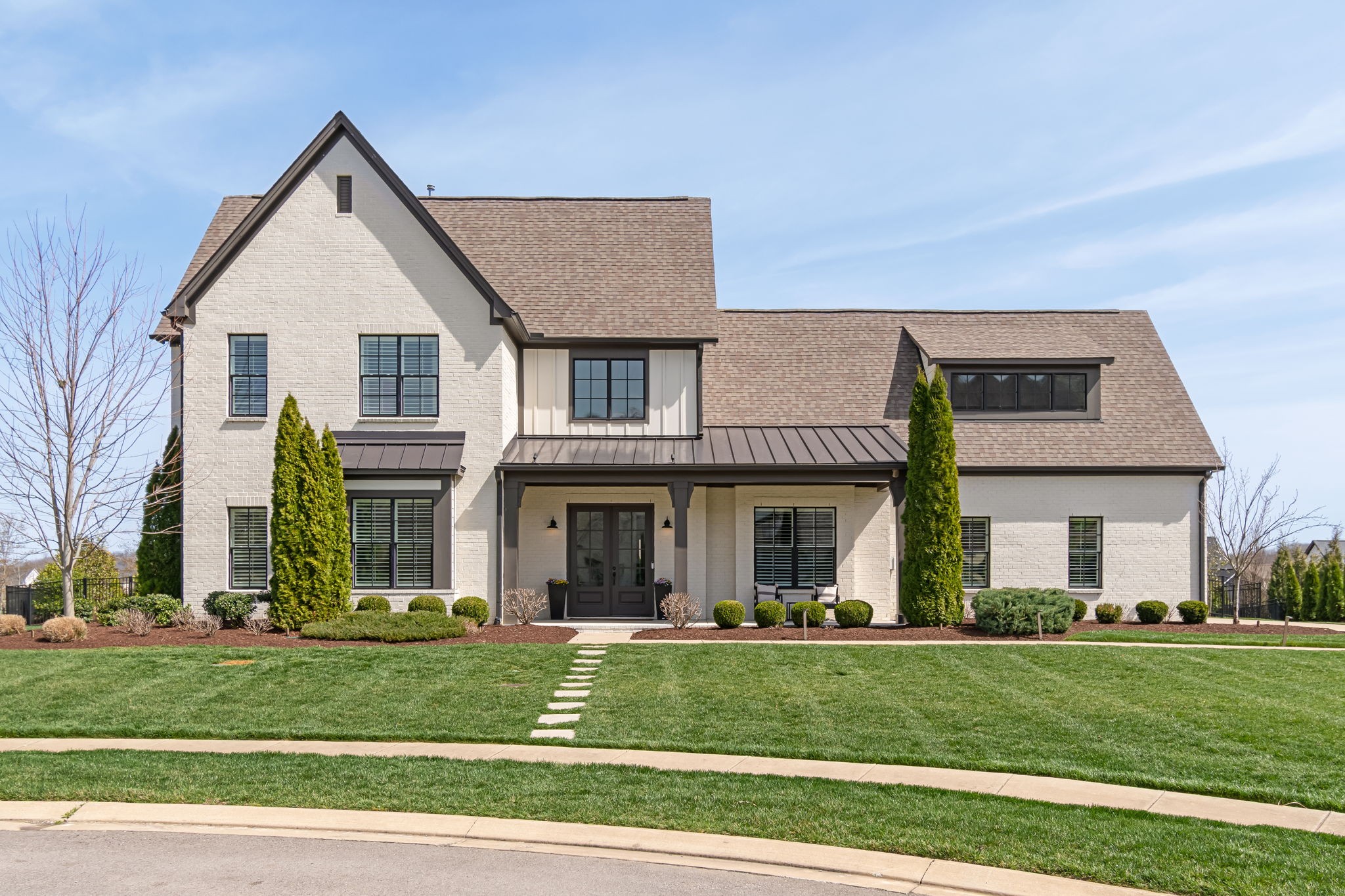 6838 Chatterton Dr