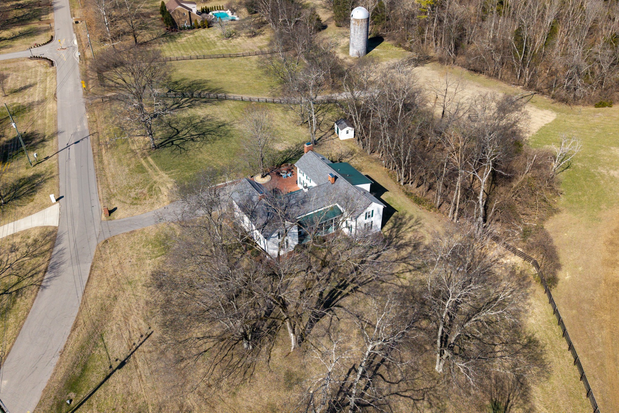 1202 Hidden Valley Rd