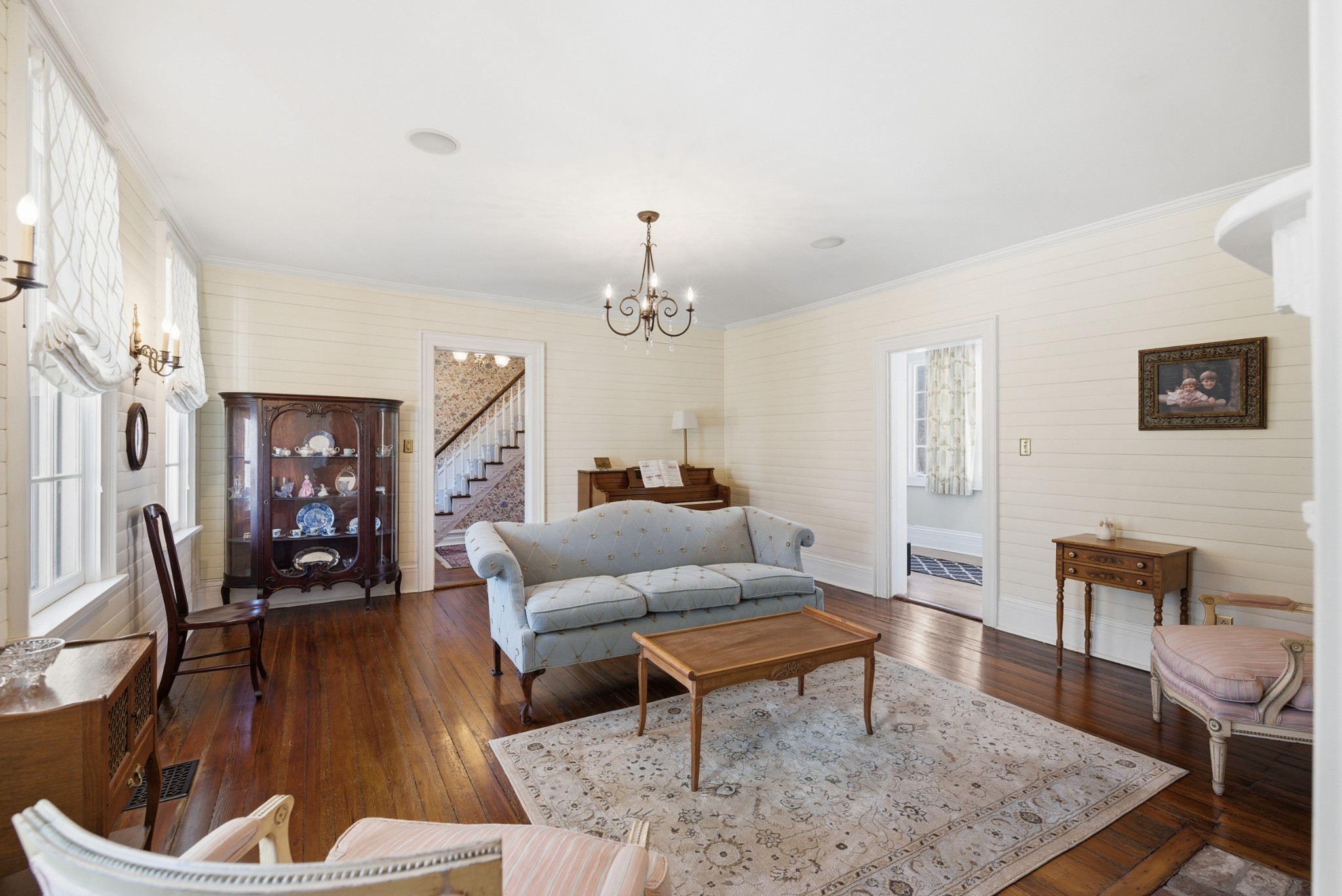 1202 Hidden Valley Rd