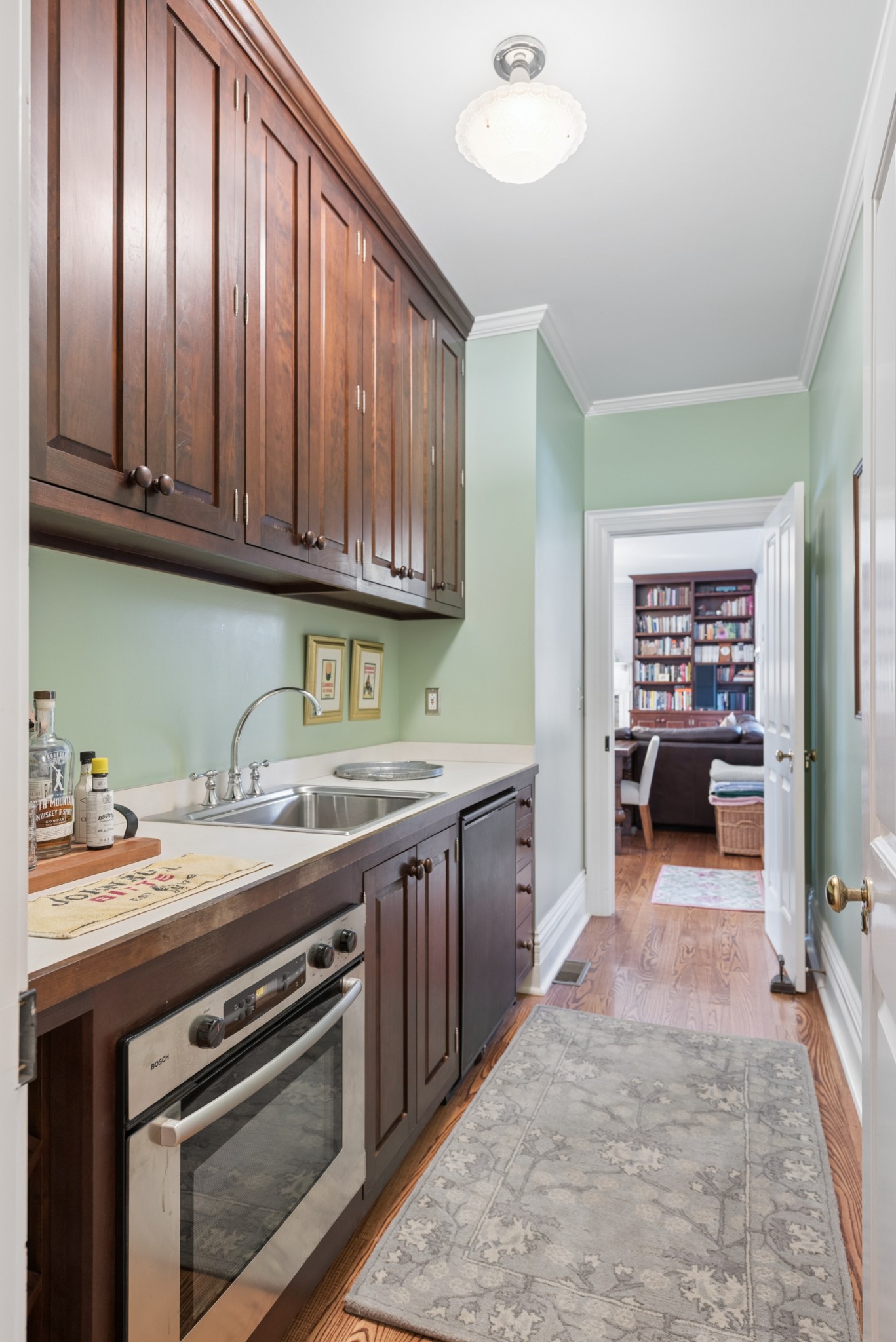 1202 Hidden Valley Rd