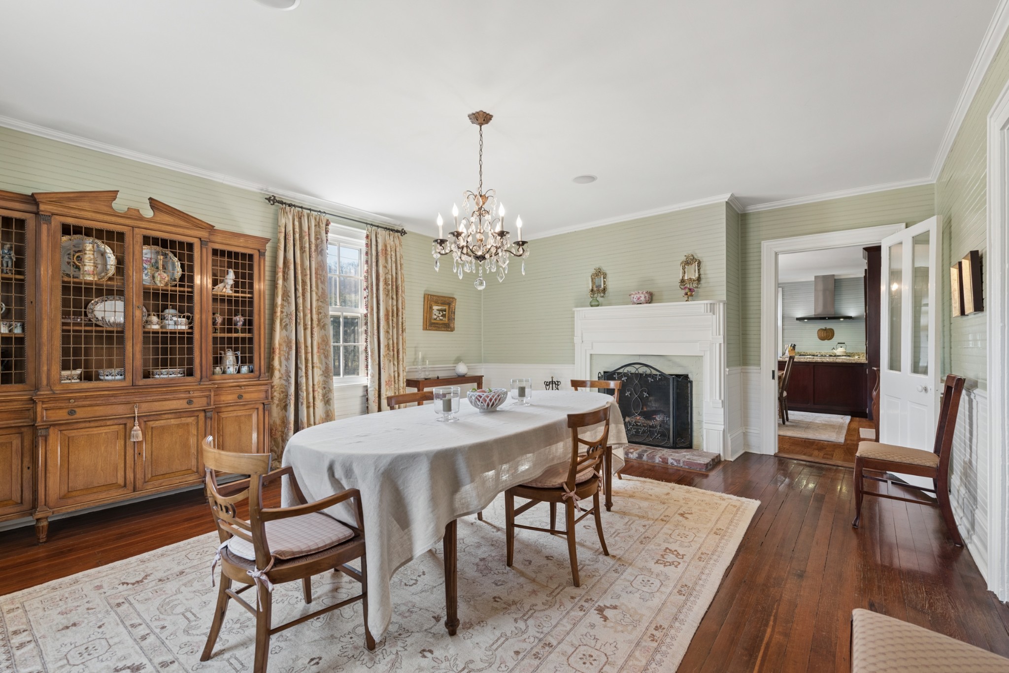 1202 Hidden Valley Rd