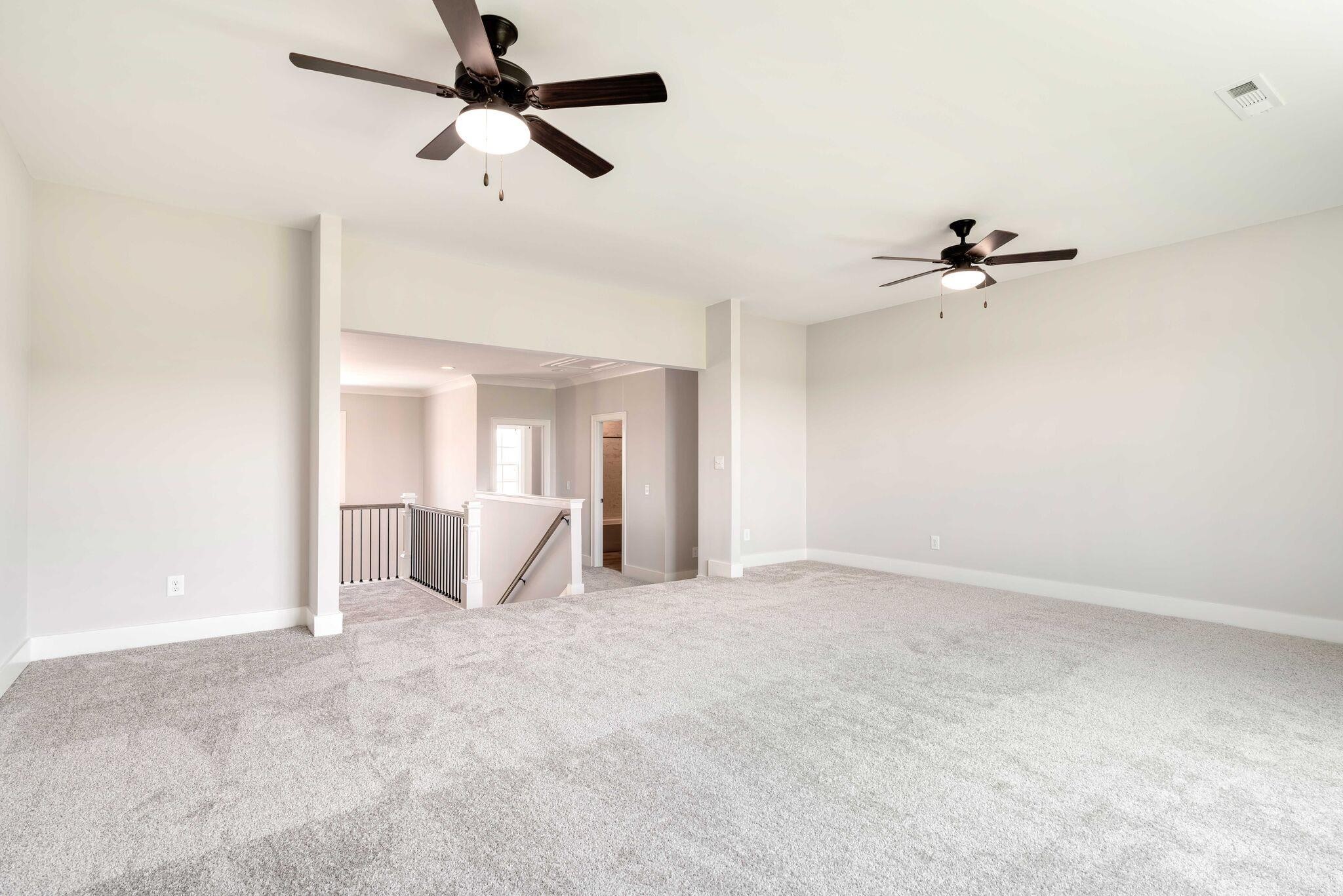 6556 Windmill Dr