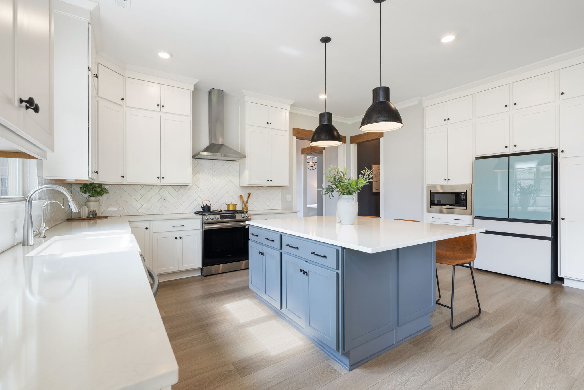 6012 Emma Victoria Dr