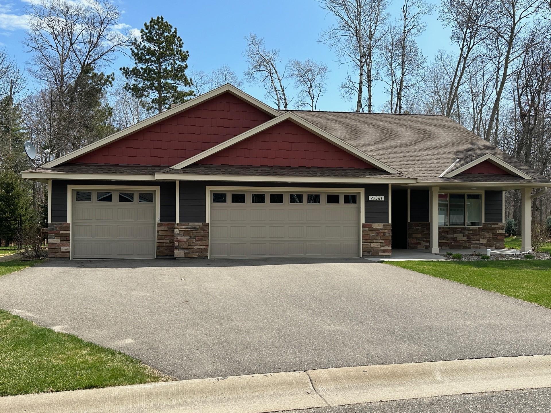 25361 Twin Leaf Circle