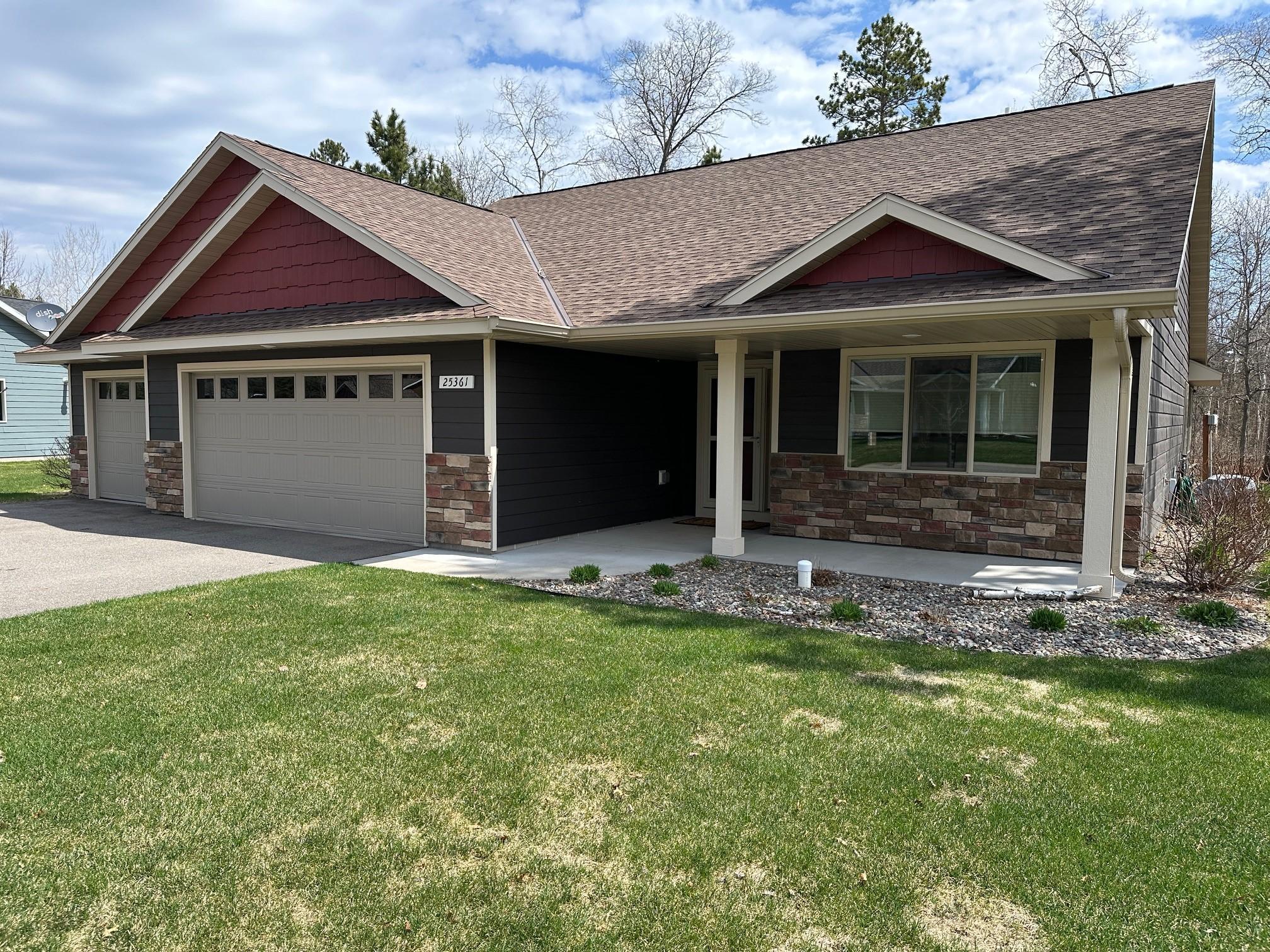 25361 Twin Leaf Circle