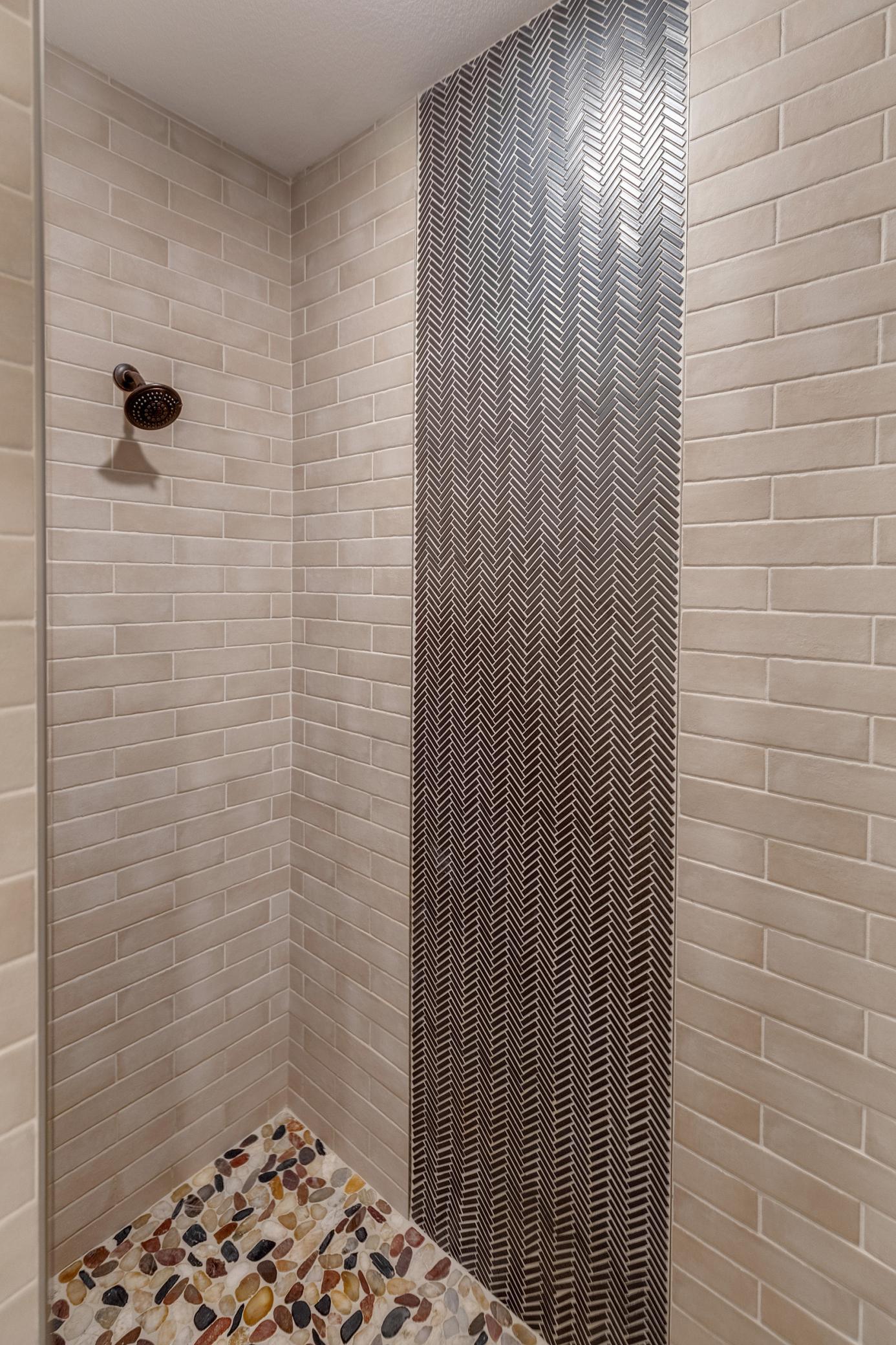 35191 Quiet Aly Unit: 7