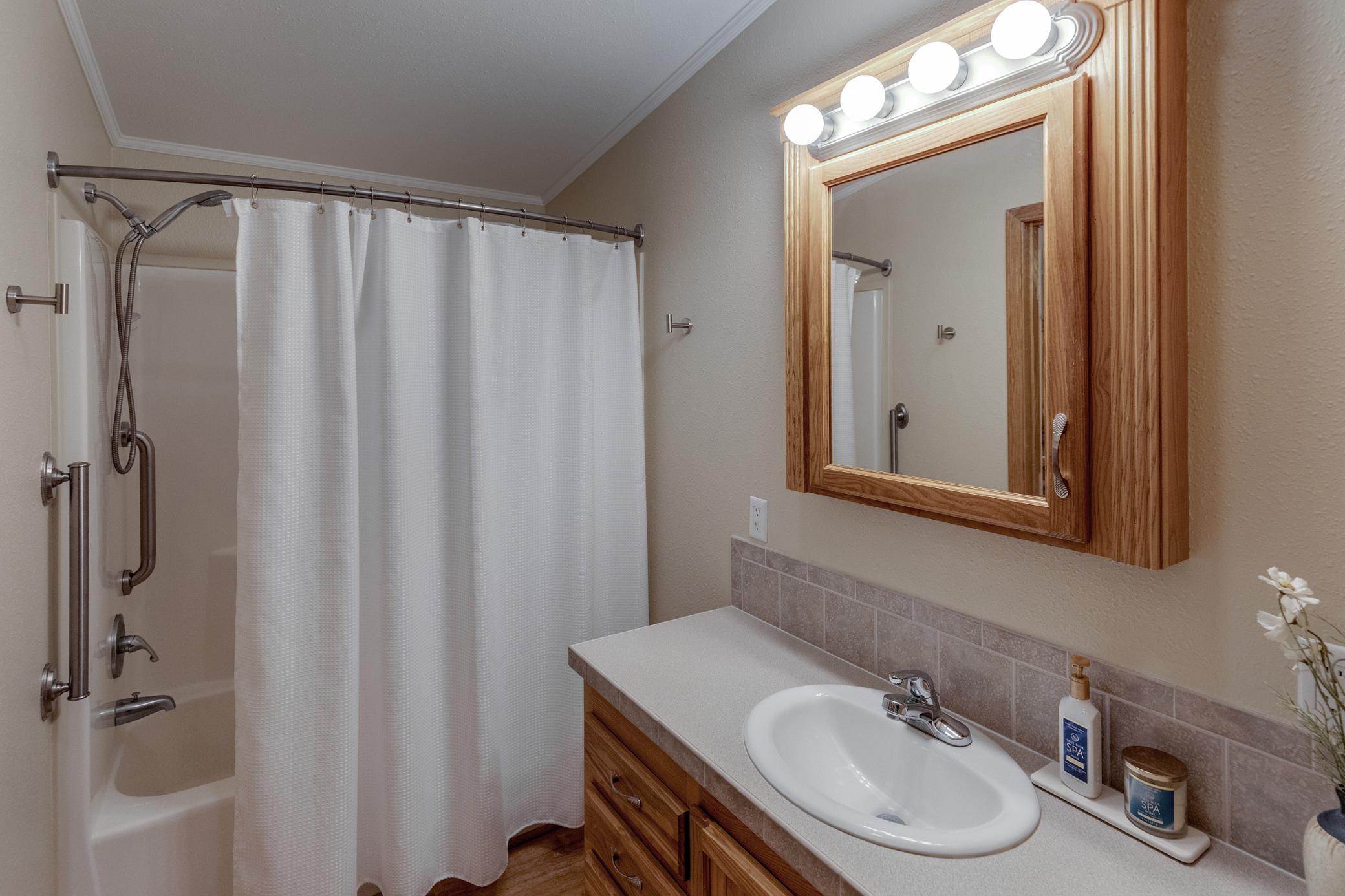 12289 Whitefish Avenue Unit: 11