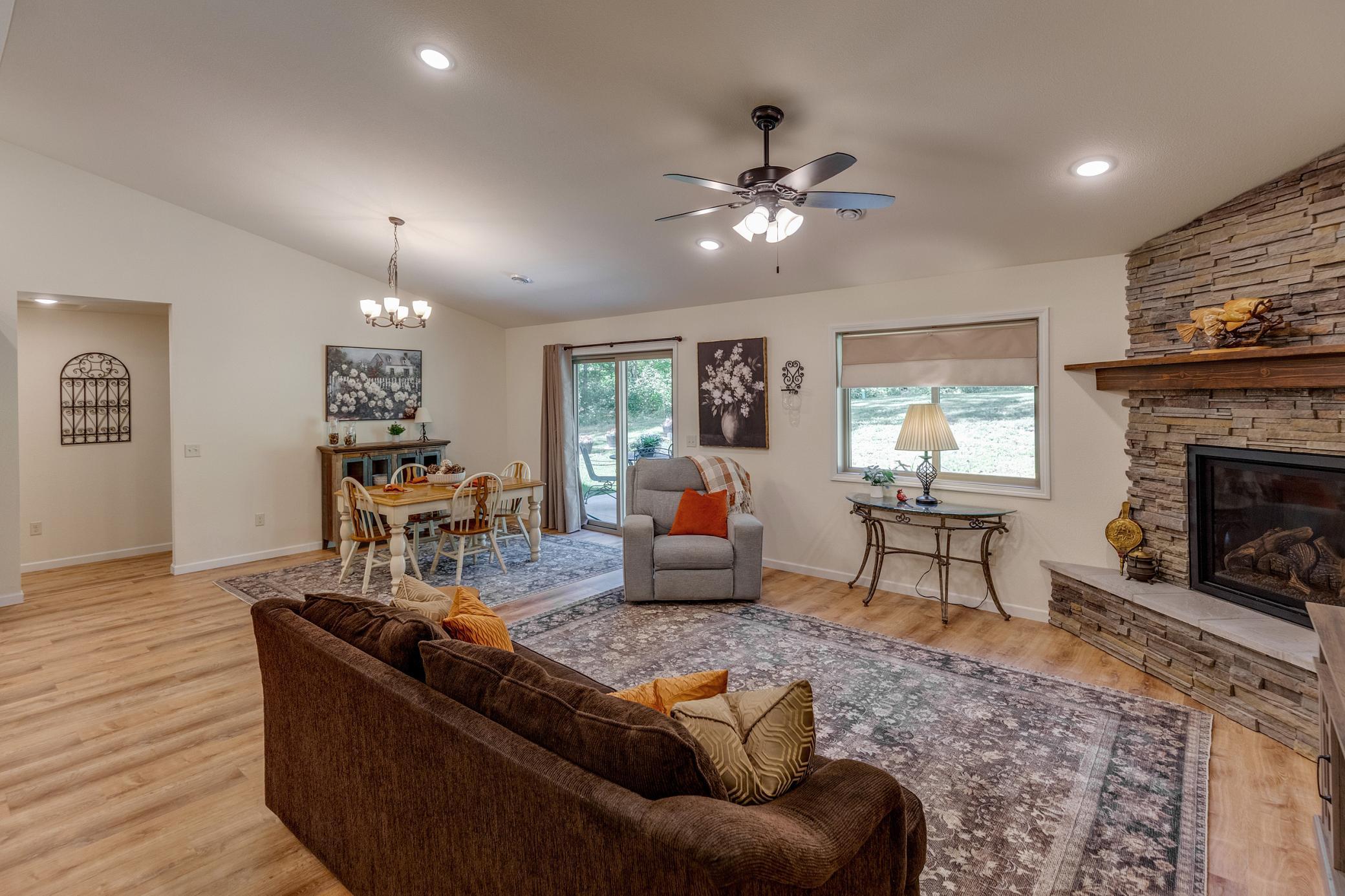 31041 Spring Loop