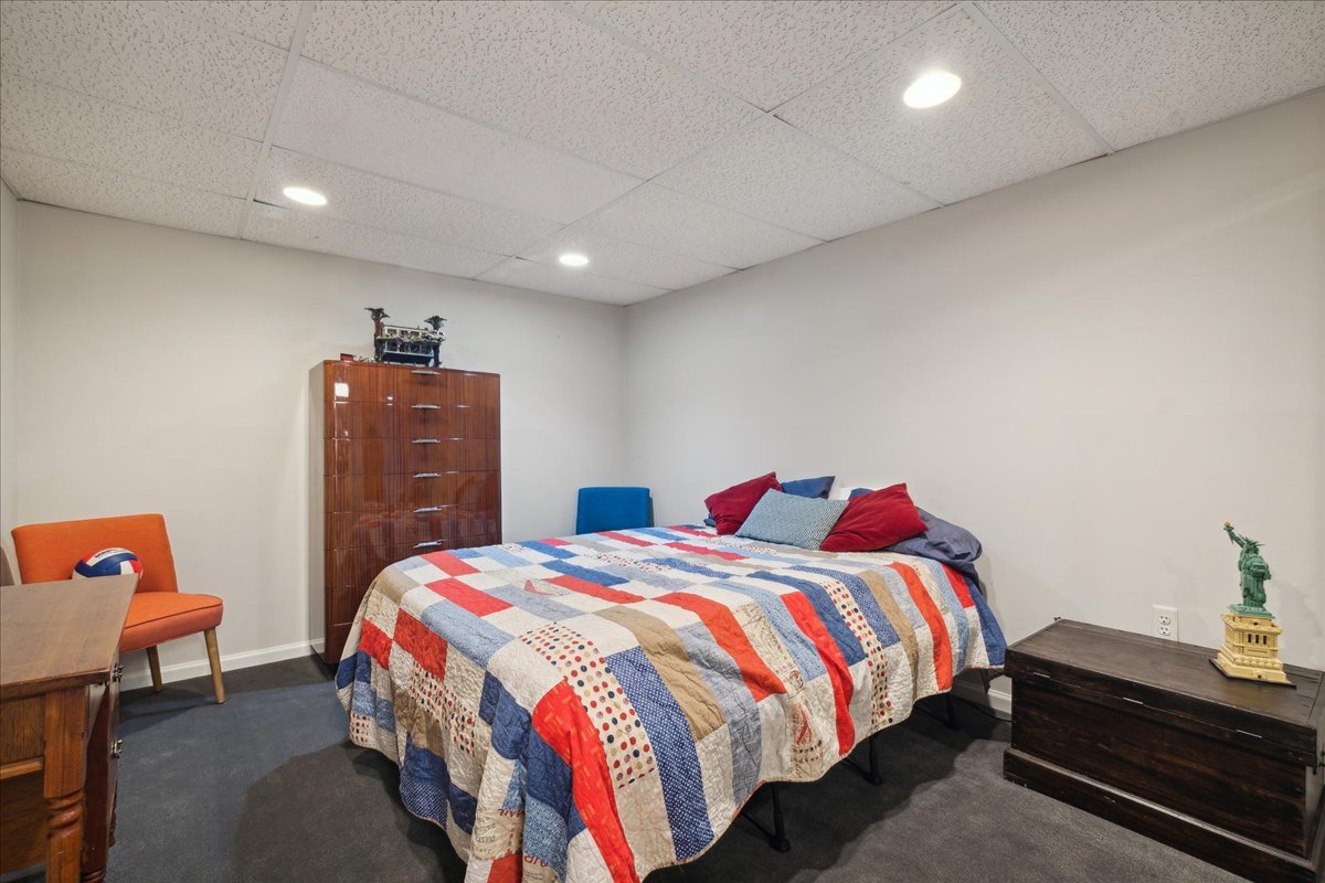 222 W Scranton Avenue
