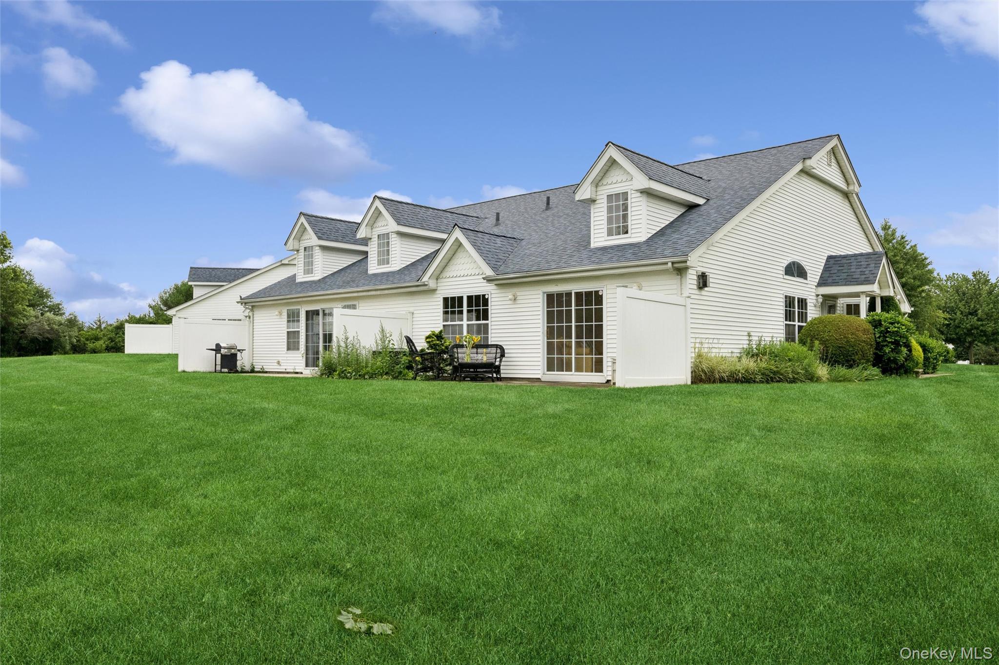 46 Summerfield Lane N