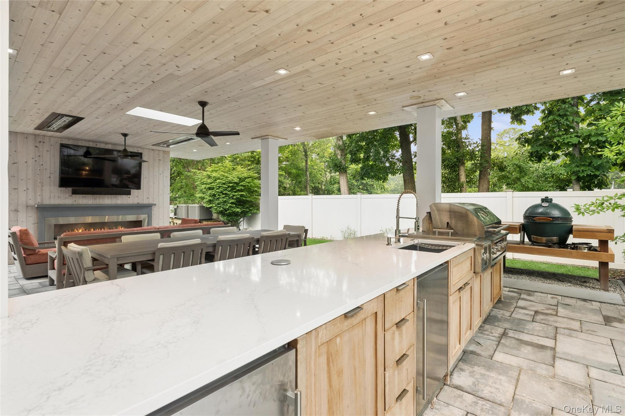 185 Inlet Lane