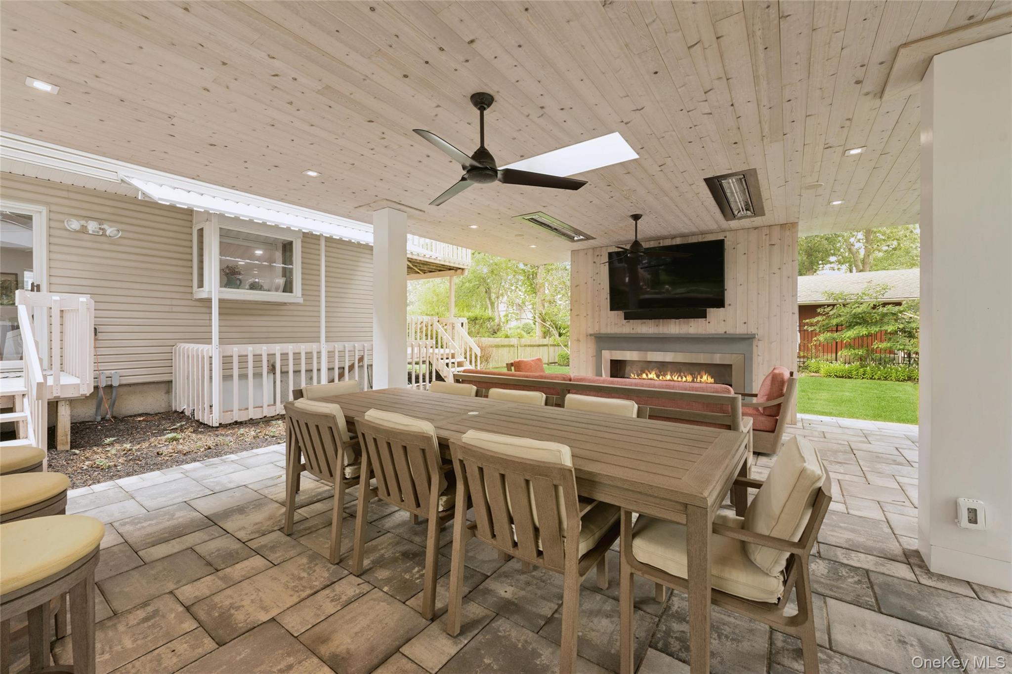185 Inlet Lane