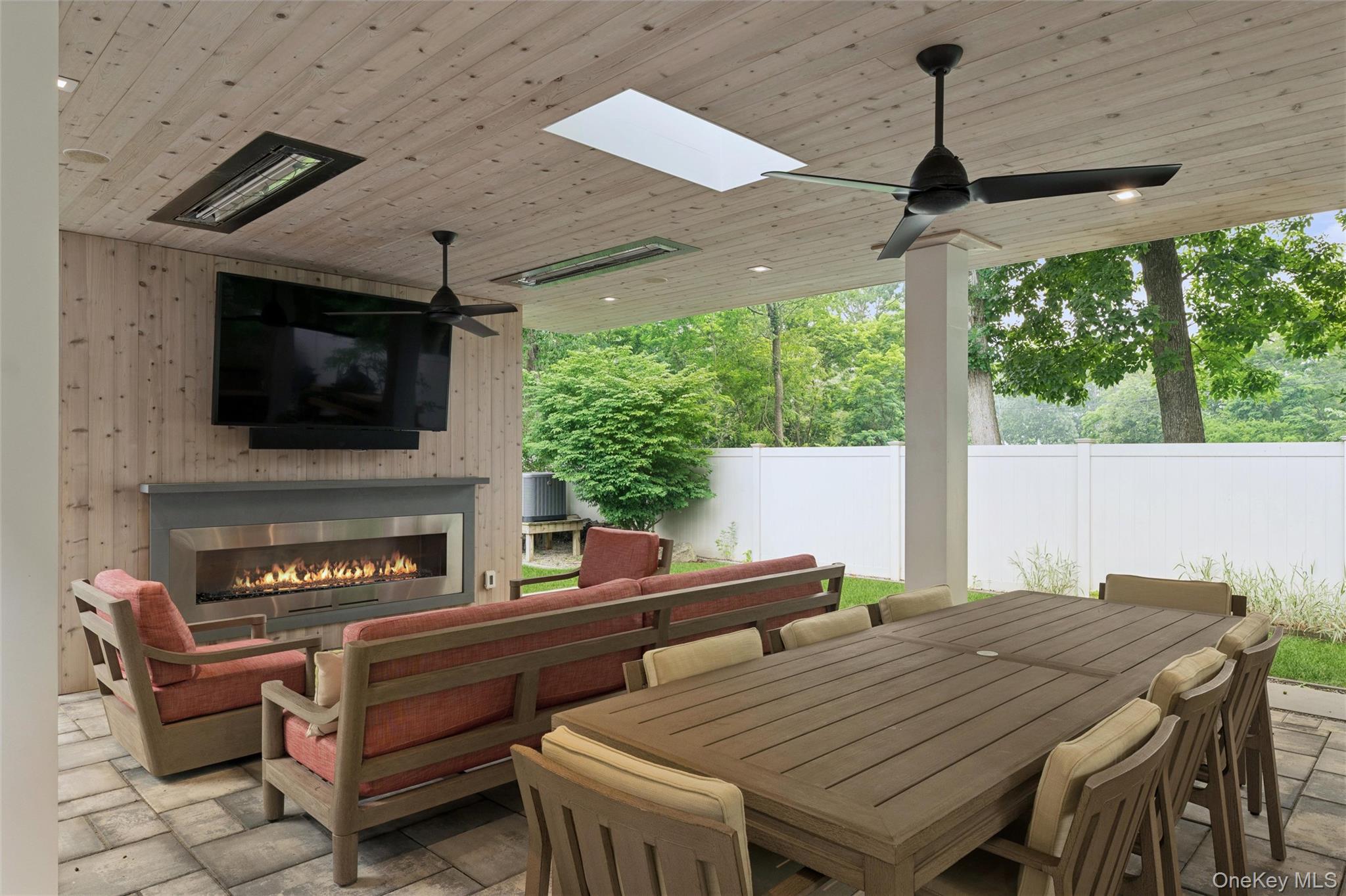 185 Inlet Lane
