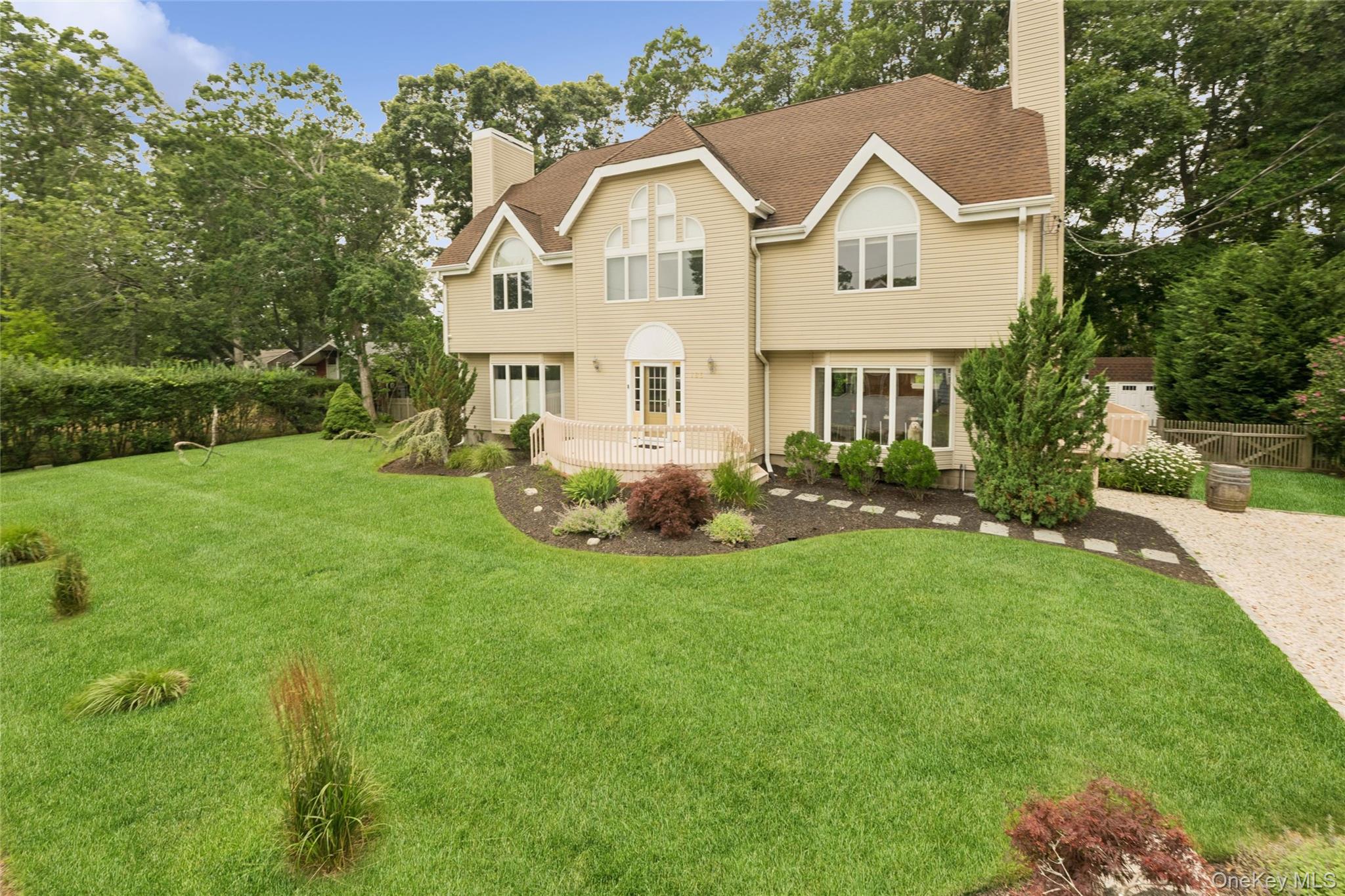185 Inlet Lane