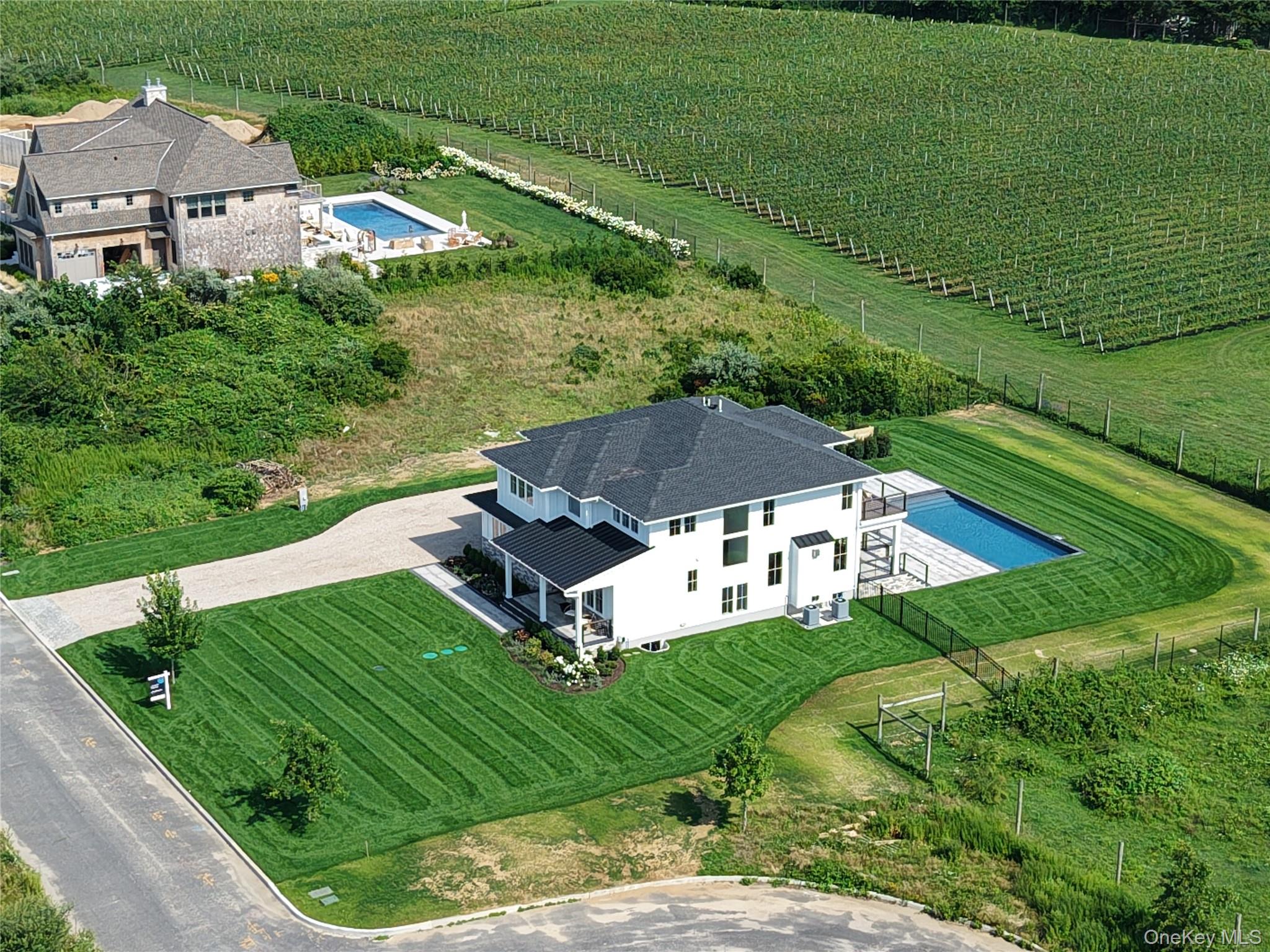 1135 Wildberry Lane