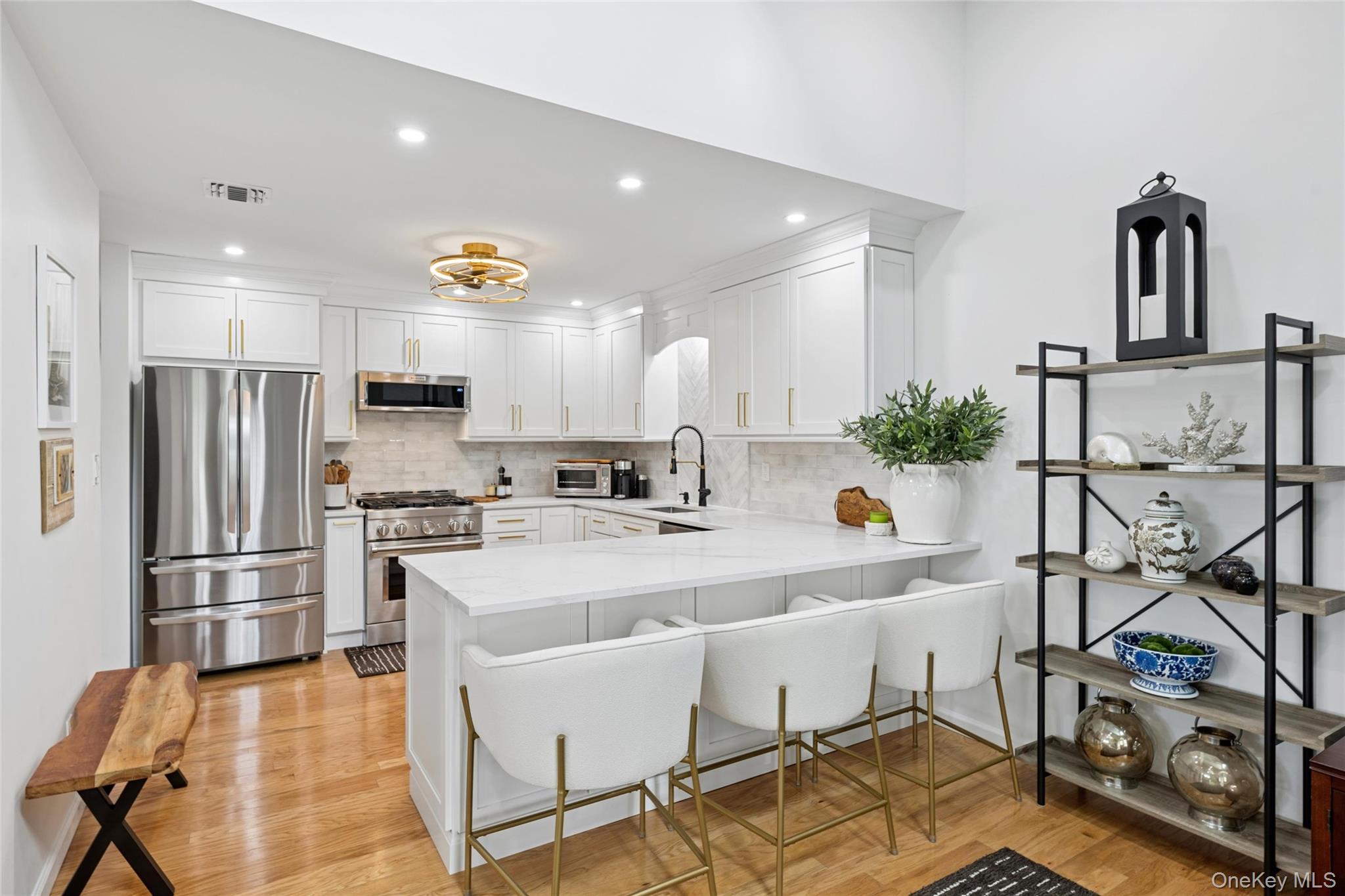 3 Summerfield Lane S