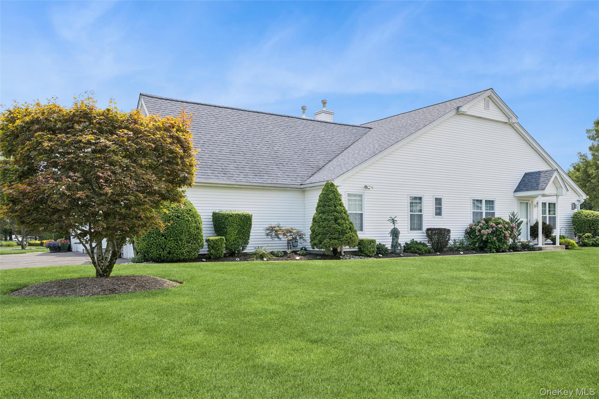 3 Summerfield Lane S