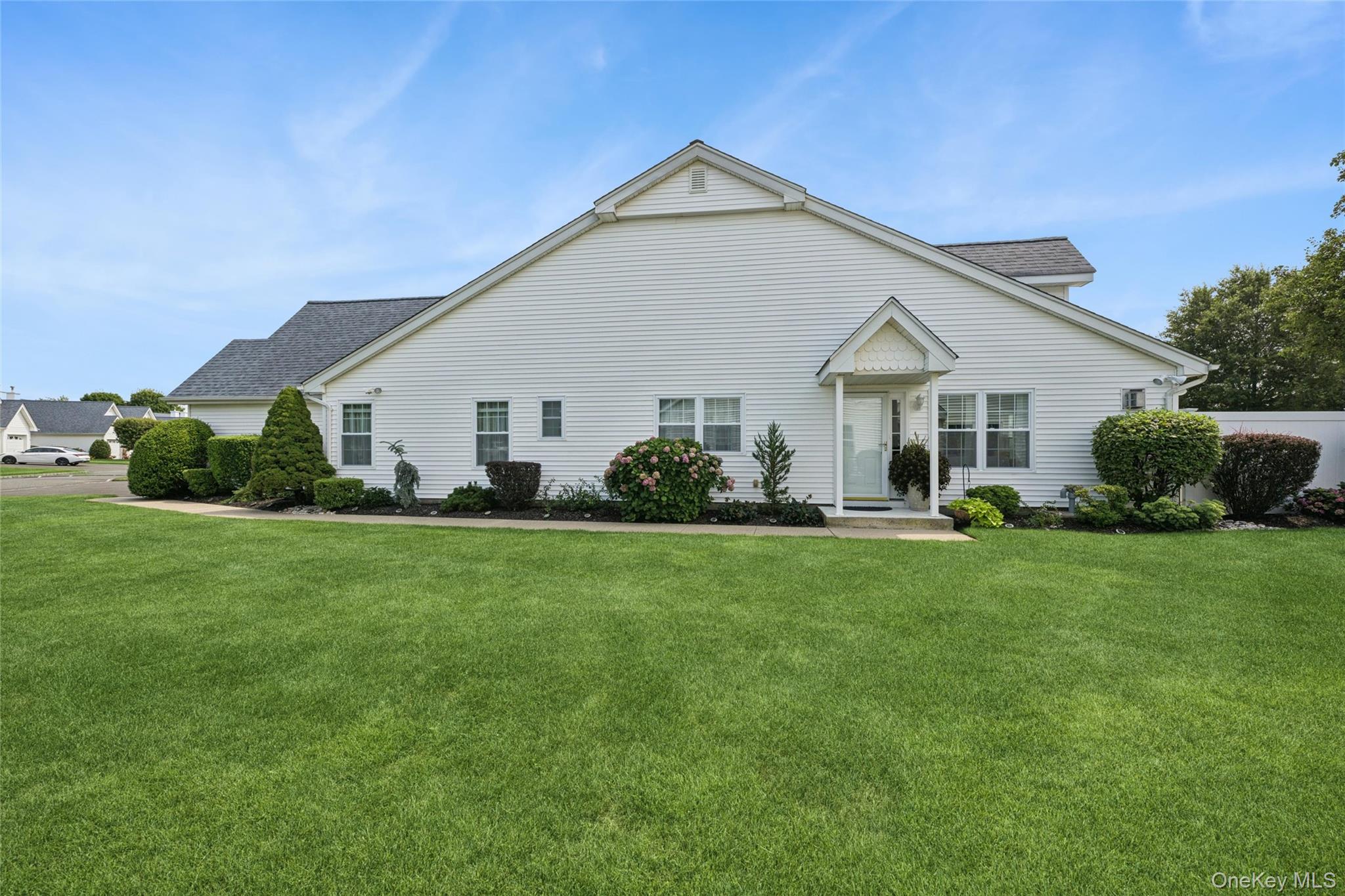 3 Summerfield Lane S