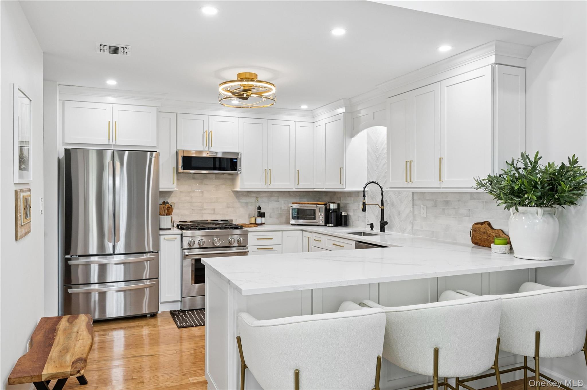 3 Summerfield Lane S